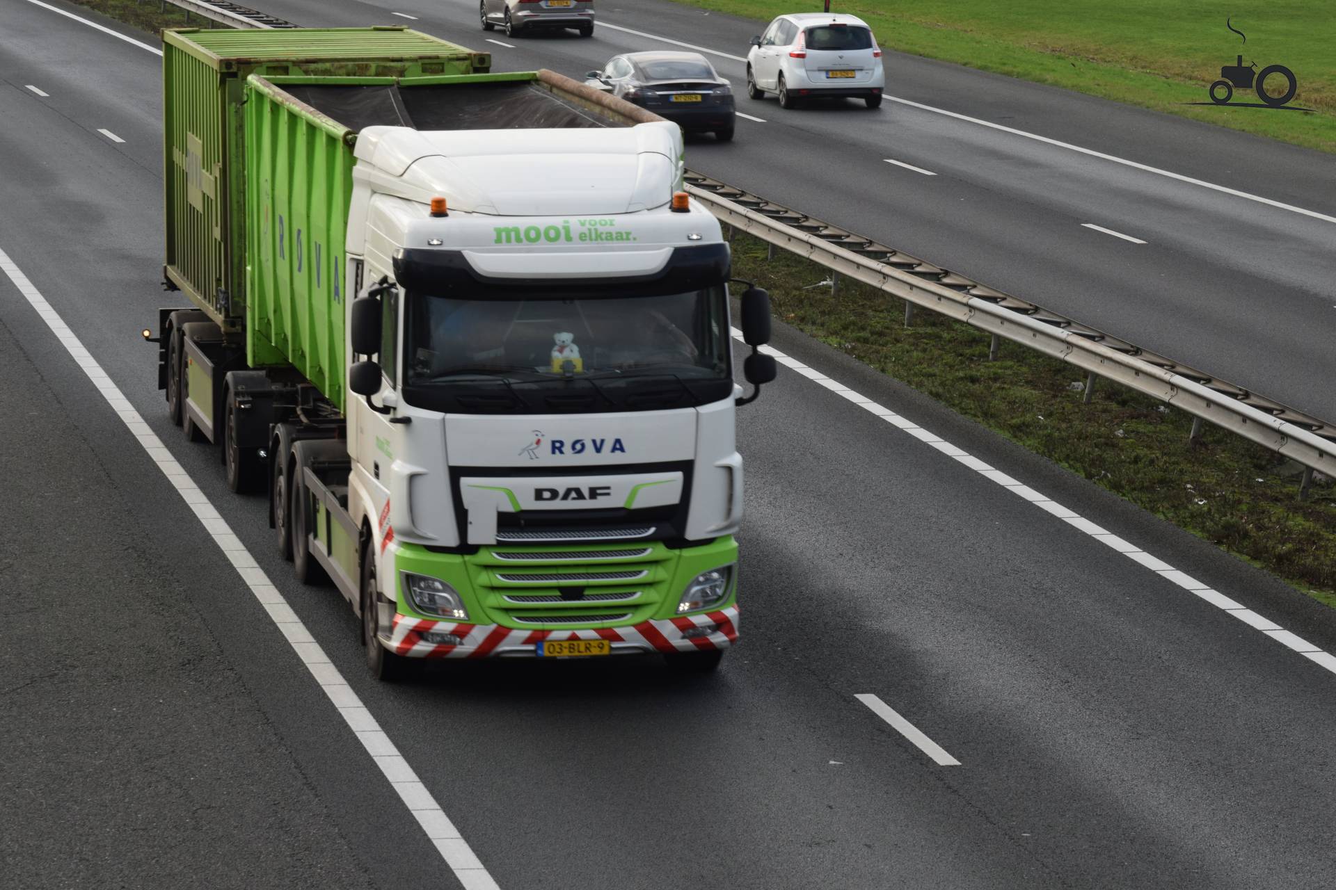 Foto DAF XF Euro 6 van ROVA