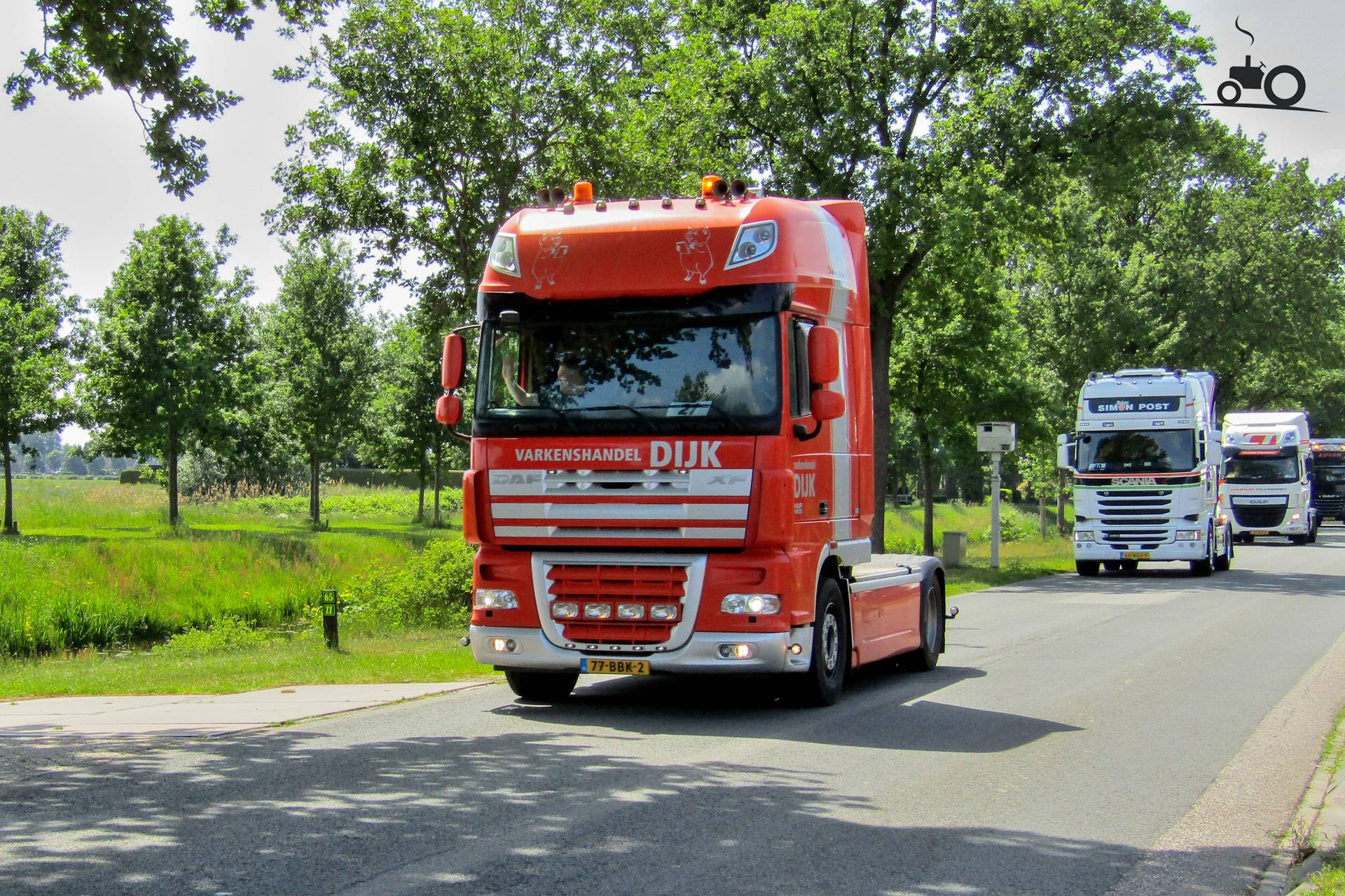 Foto DAF XF105 Van Varkenshandel C.B. Dijk B.V.