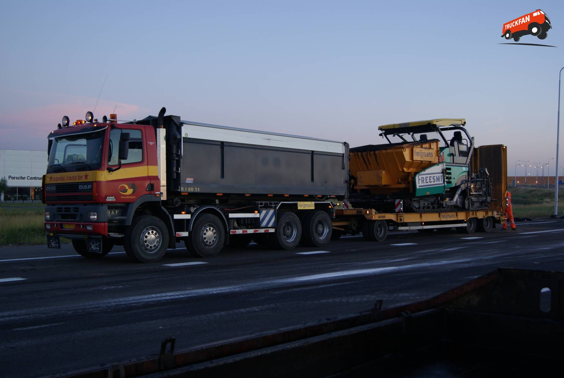 Foto DAF 85CF van Combi-Trans