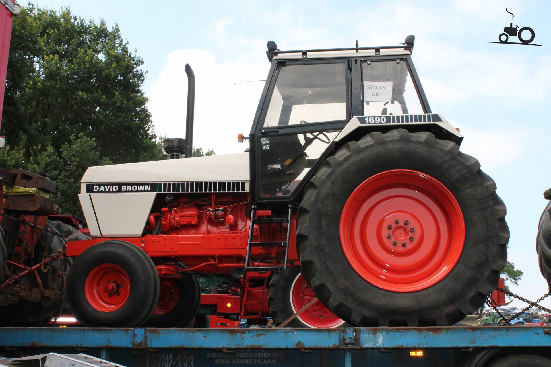 David Brown 1690 - France - Tracteur image #779852