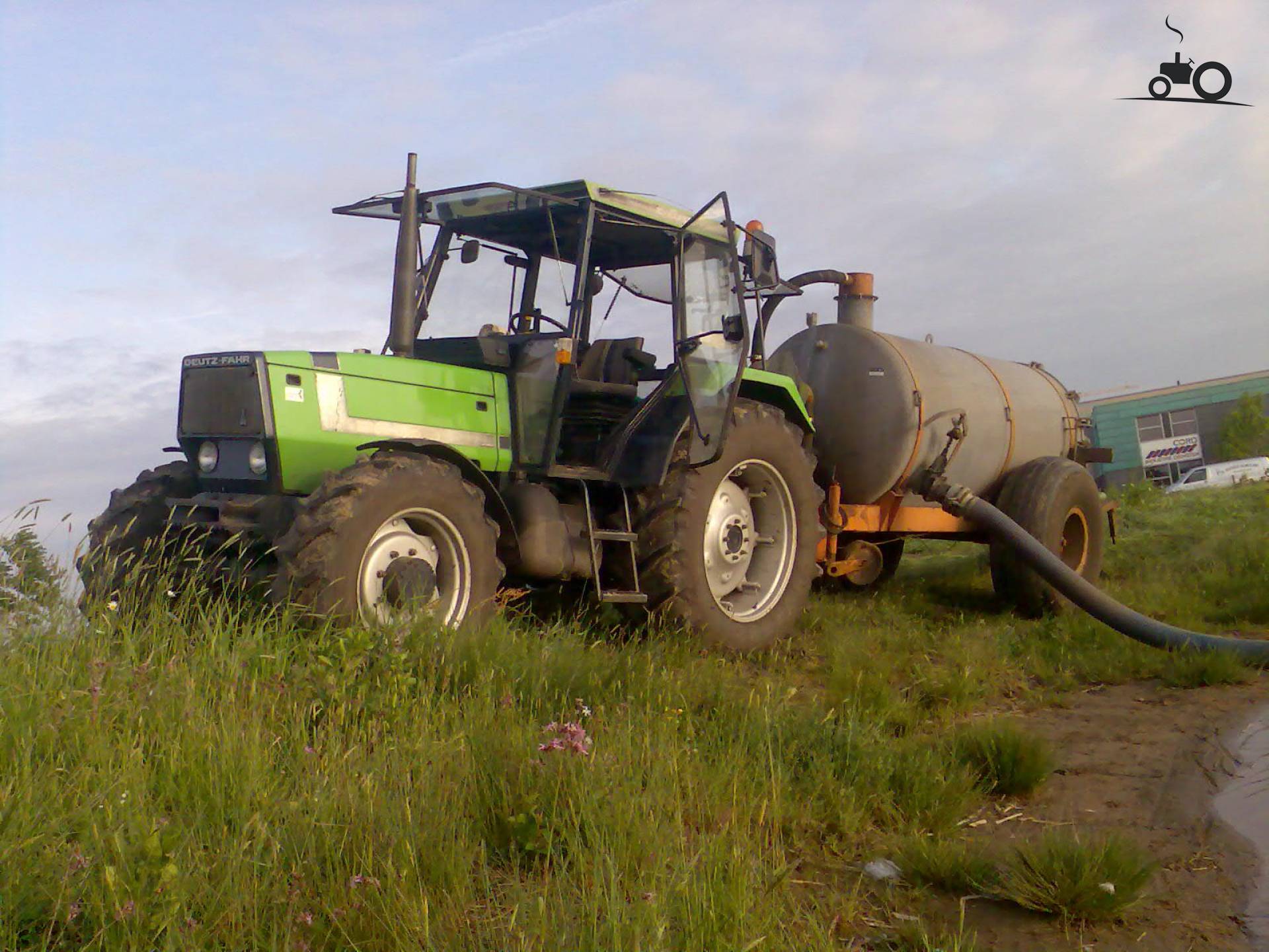 Foto Deutz-Fahr DX 3.70 #131237