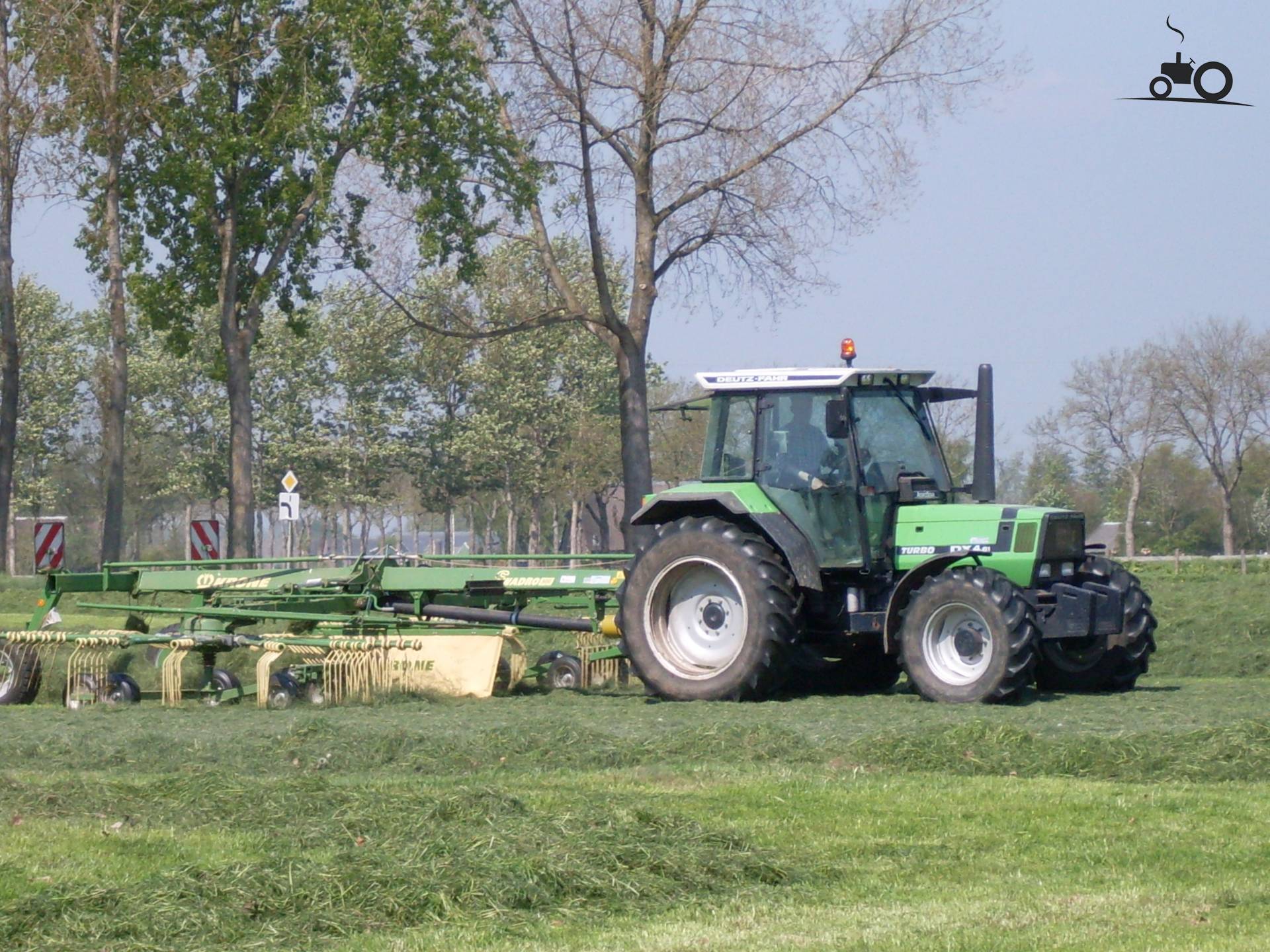 Foto Deutz-Fahr DX 4.61 #226298