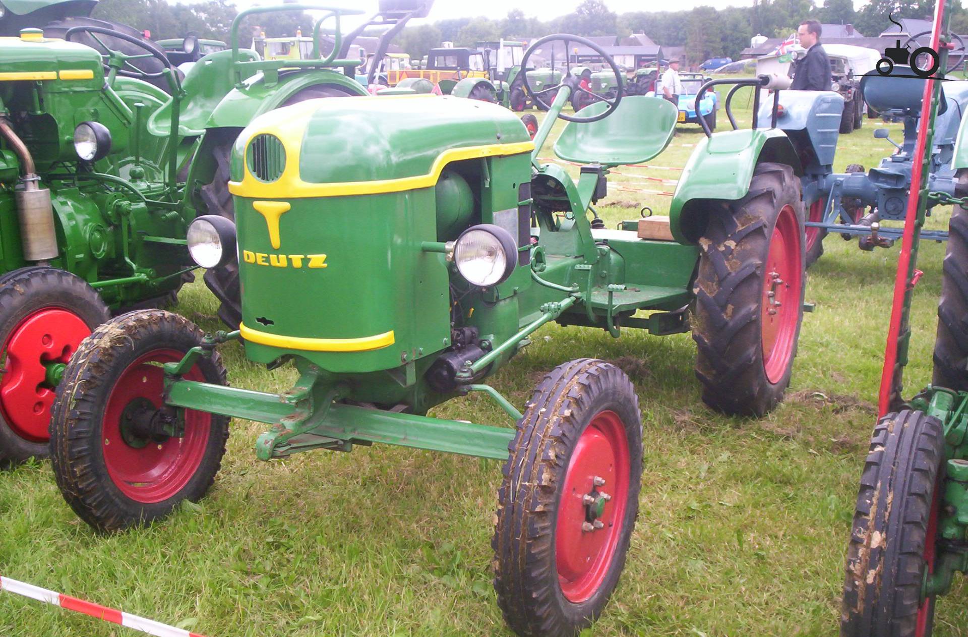 BOSCH Candela Motore 2 E 4 Tempi Ricambi - Foto 3