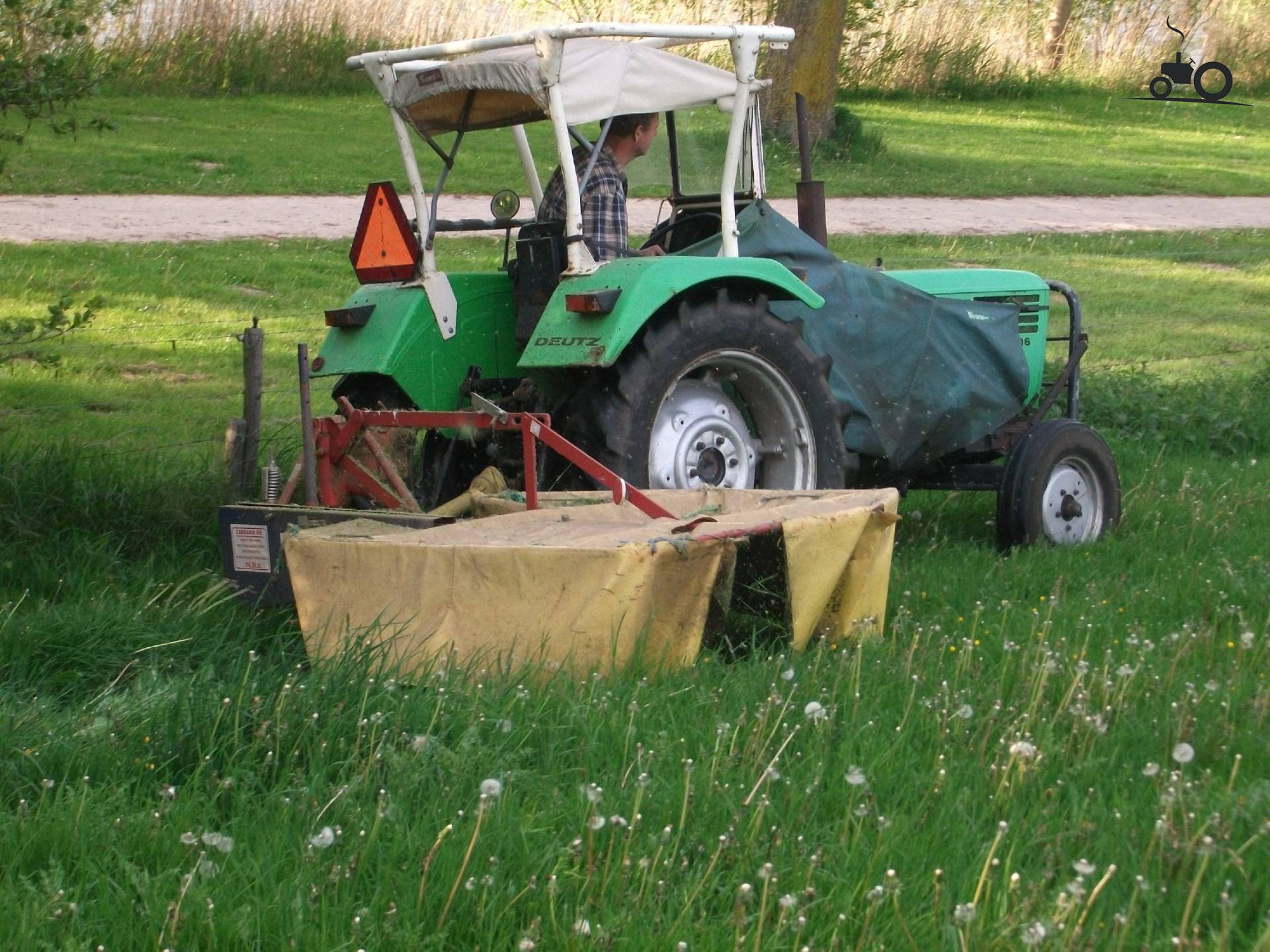 Foto Deutz D4006 #356329
