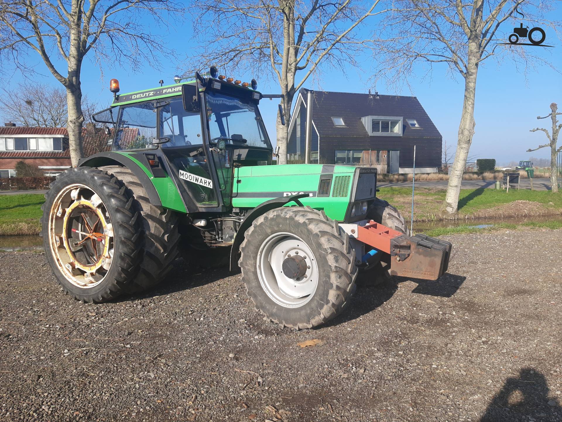 Foto Deutz-Fahr DX 6.05 #1460429