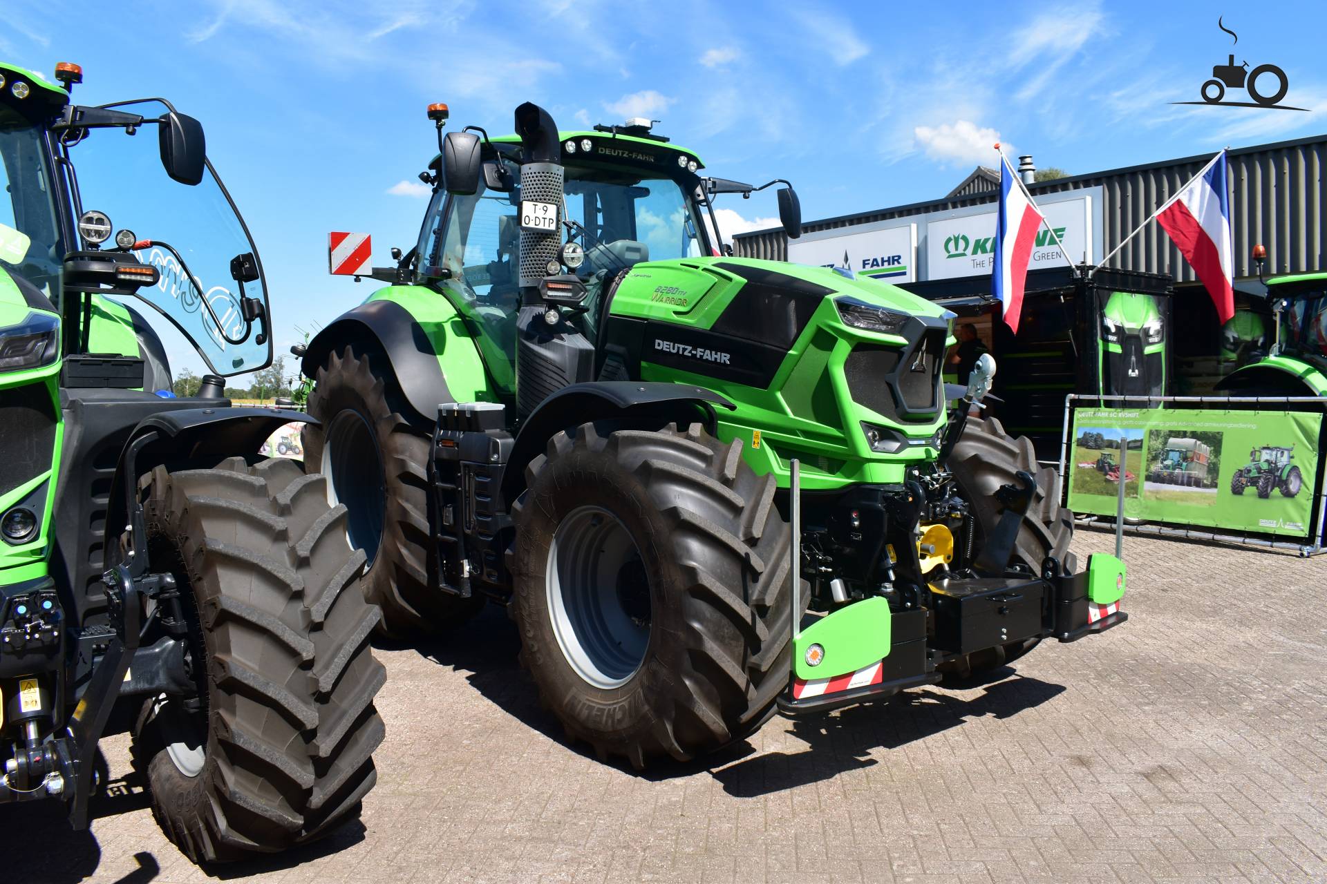 Foto Deutz-Fahr Agrotron 8280 #1488485