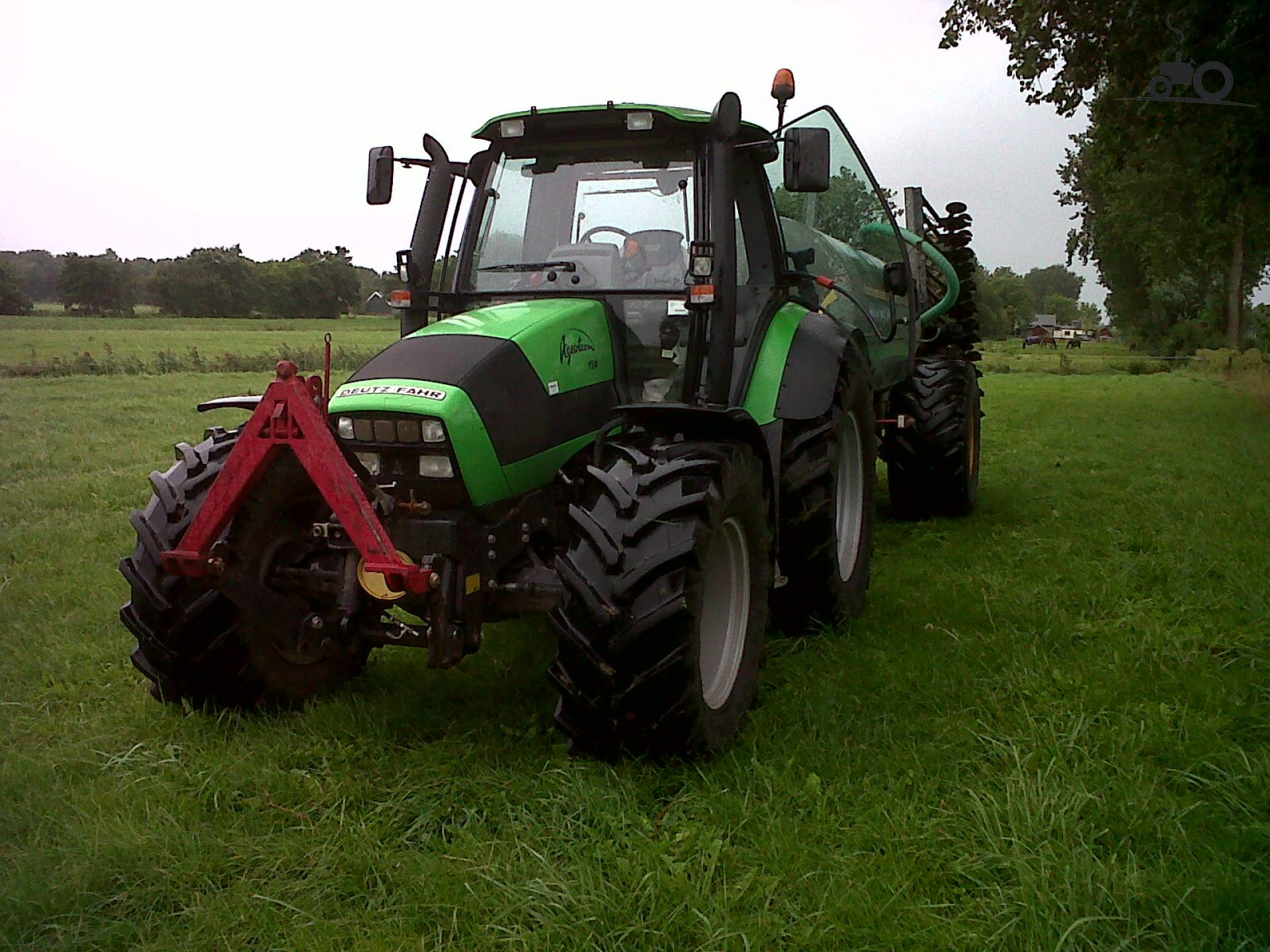 Foto Deutz-Fahr Agrotron 150