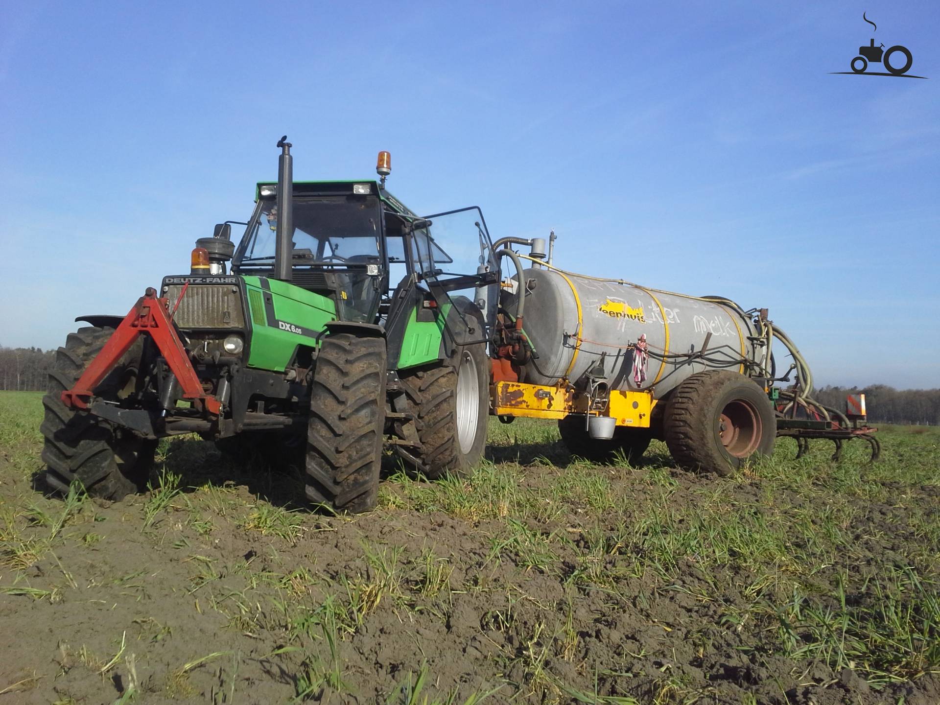 Foto Deutz-Fahr DX 6.05 #910829