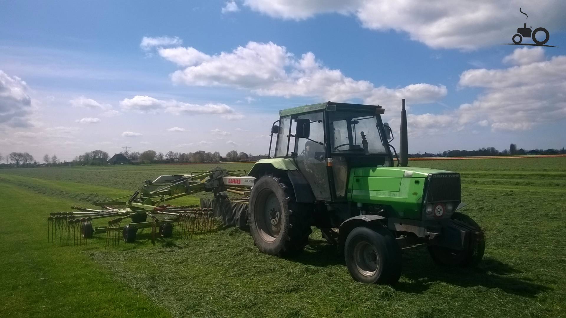 Foto Deutz-Fahr DX 3.70 #911138