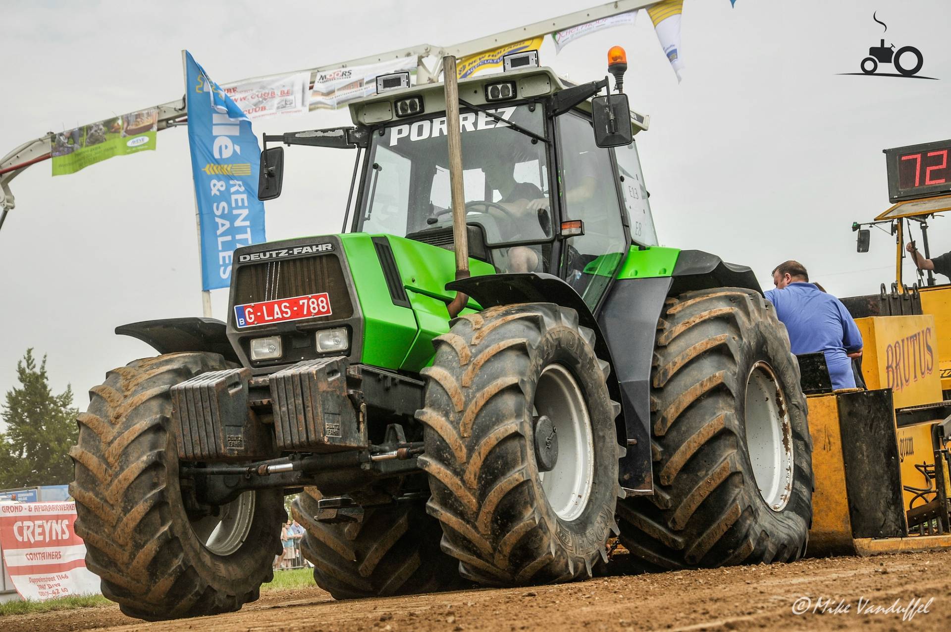Foto Deutz-Fahr DX 6.61 #928115