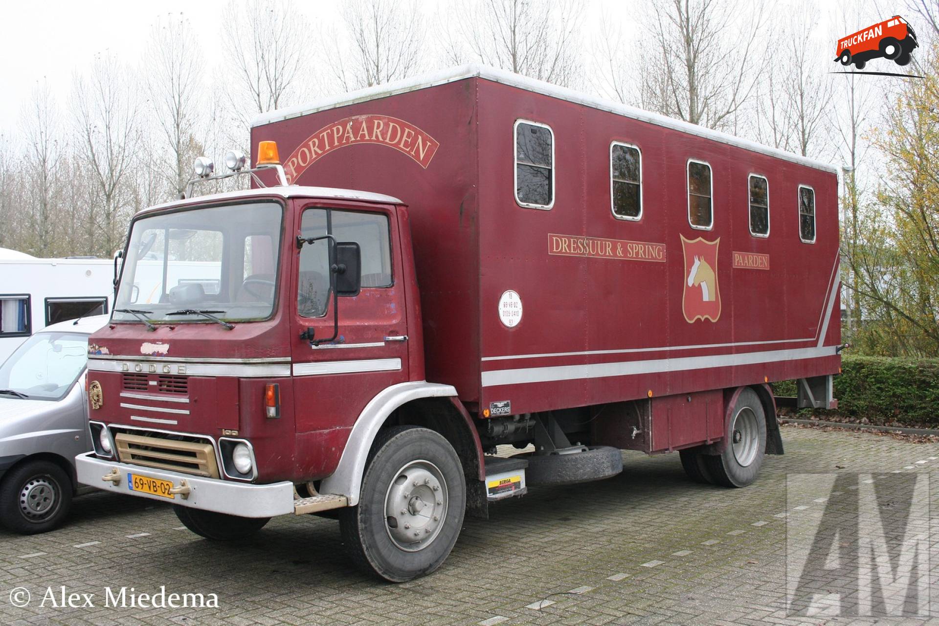 Dodge Hi Line Fanclub - Specificaties, Foto's, Reviews & Forum