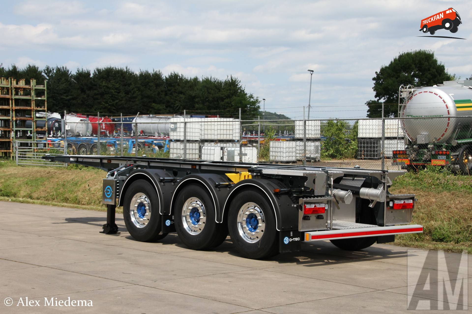 D-TEC containerchassis Fanclub - Specificaties, Foto's, Reviews & Forum