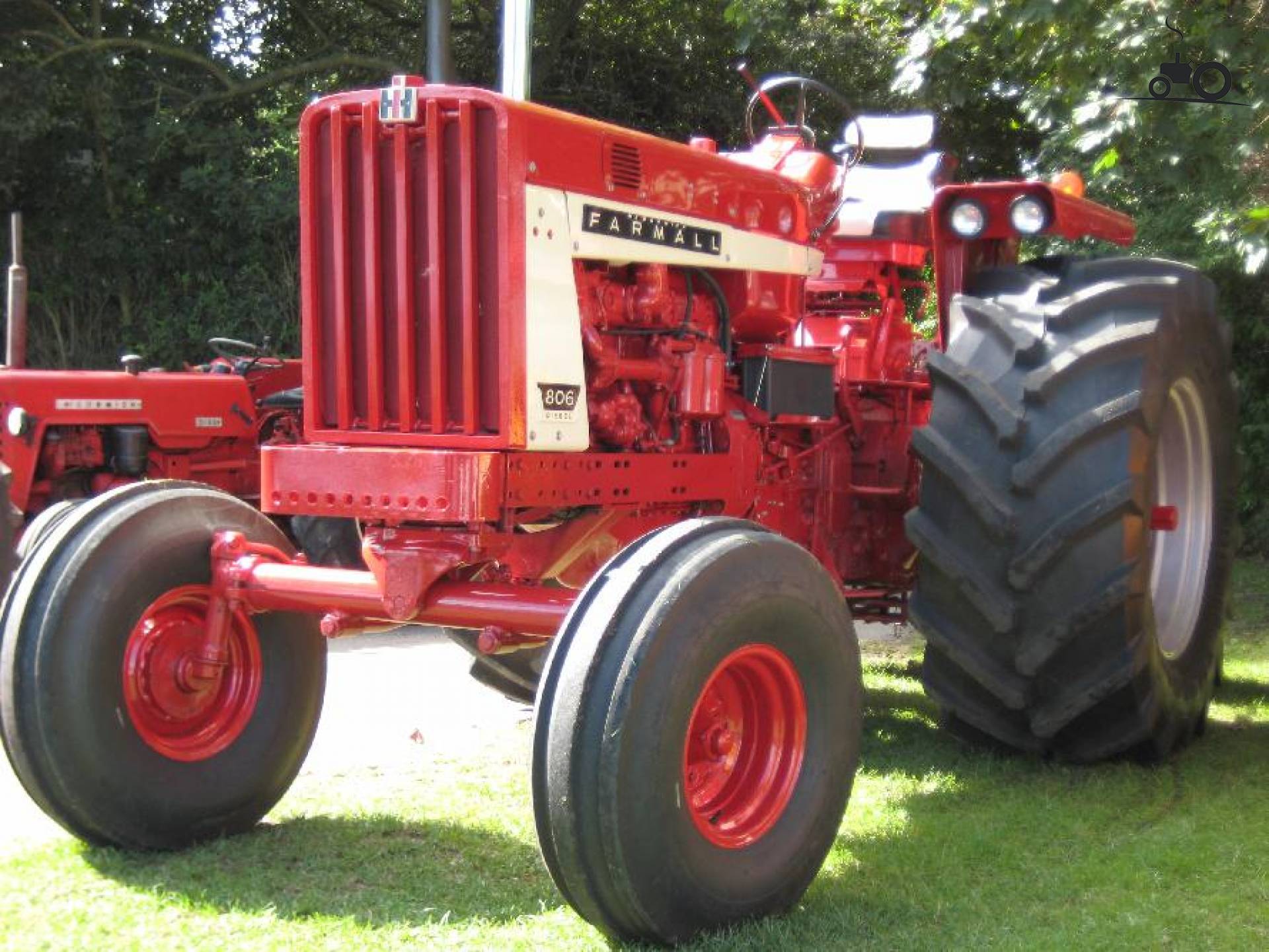 Foto Farmall 806 #441110