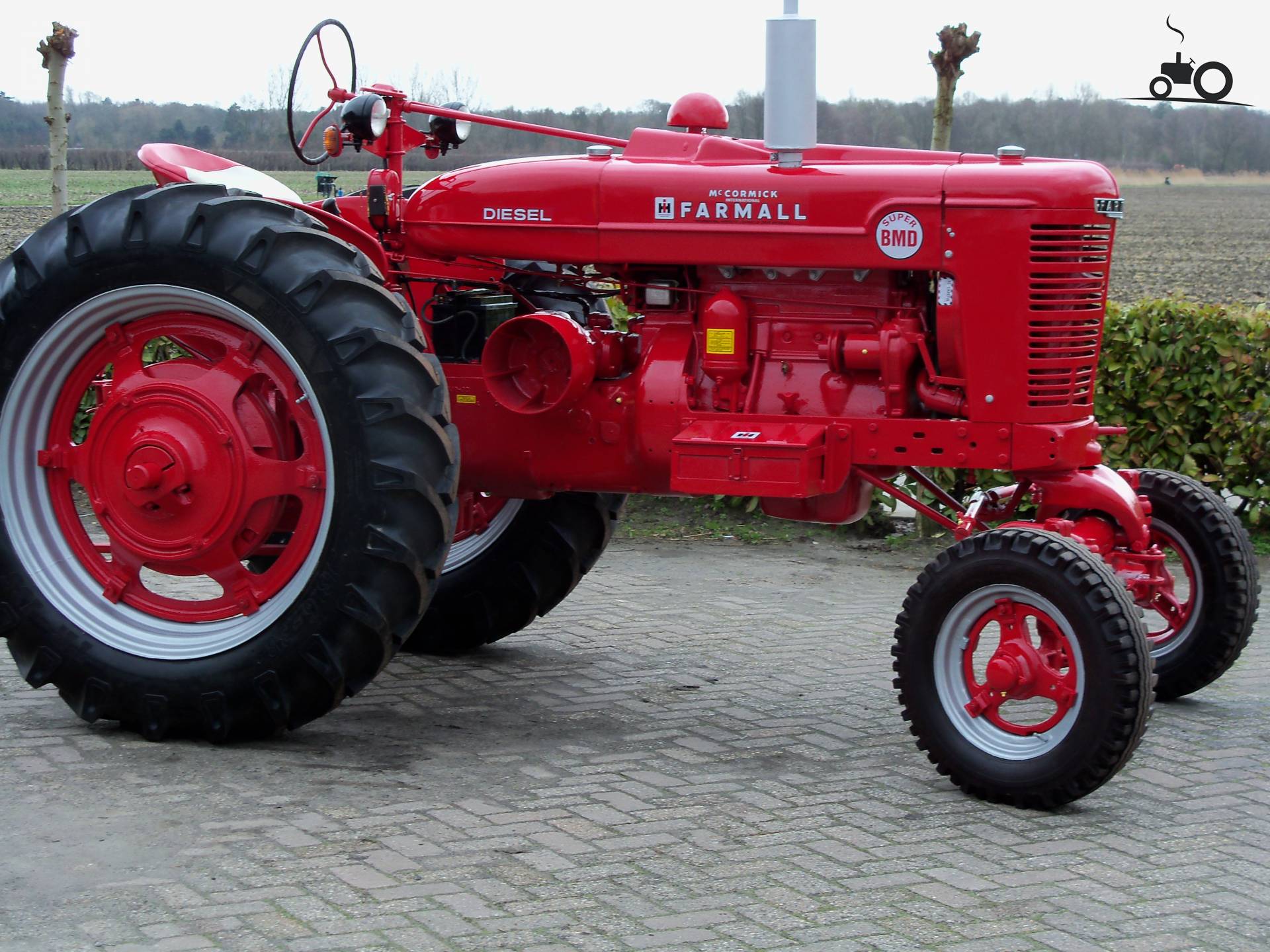 Foto Farmall Super BMD #496325