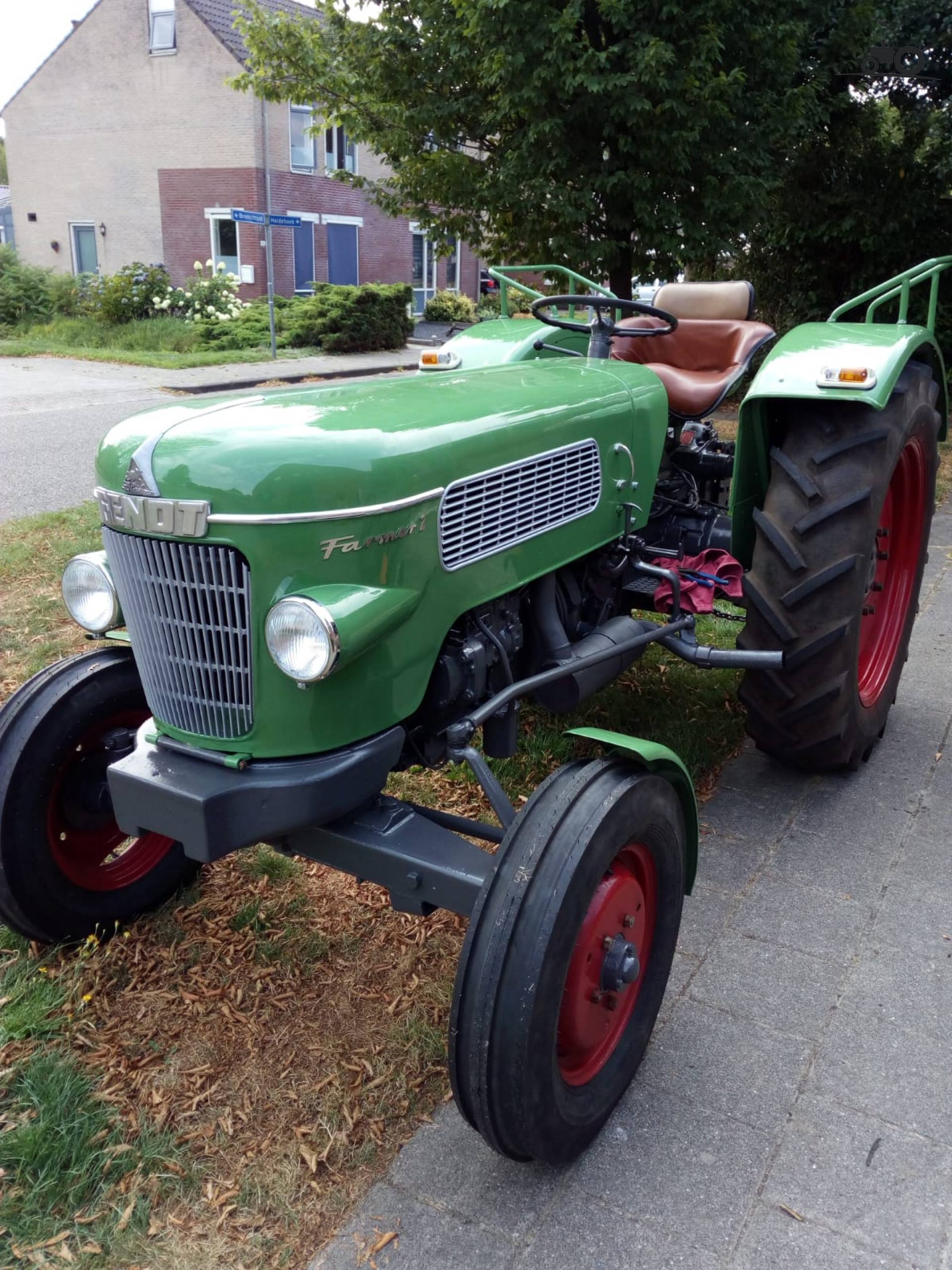 Fendt Farmer 2 Deutschland Traktor Foto 1260169 5312