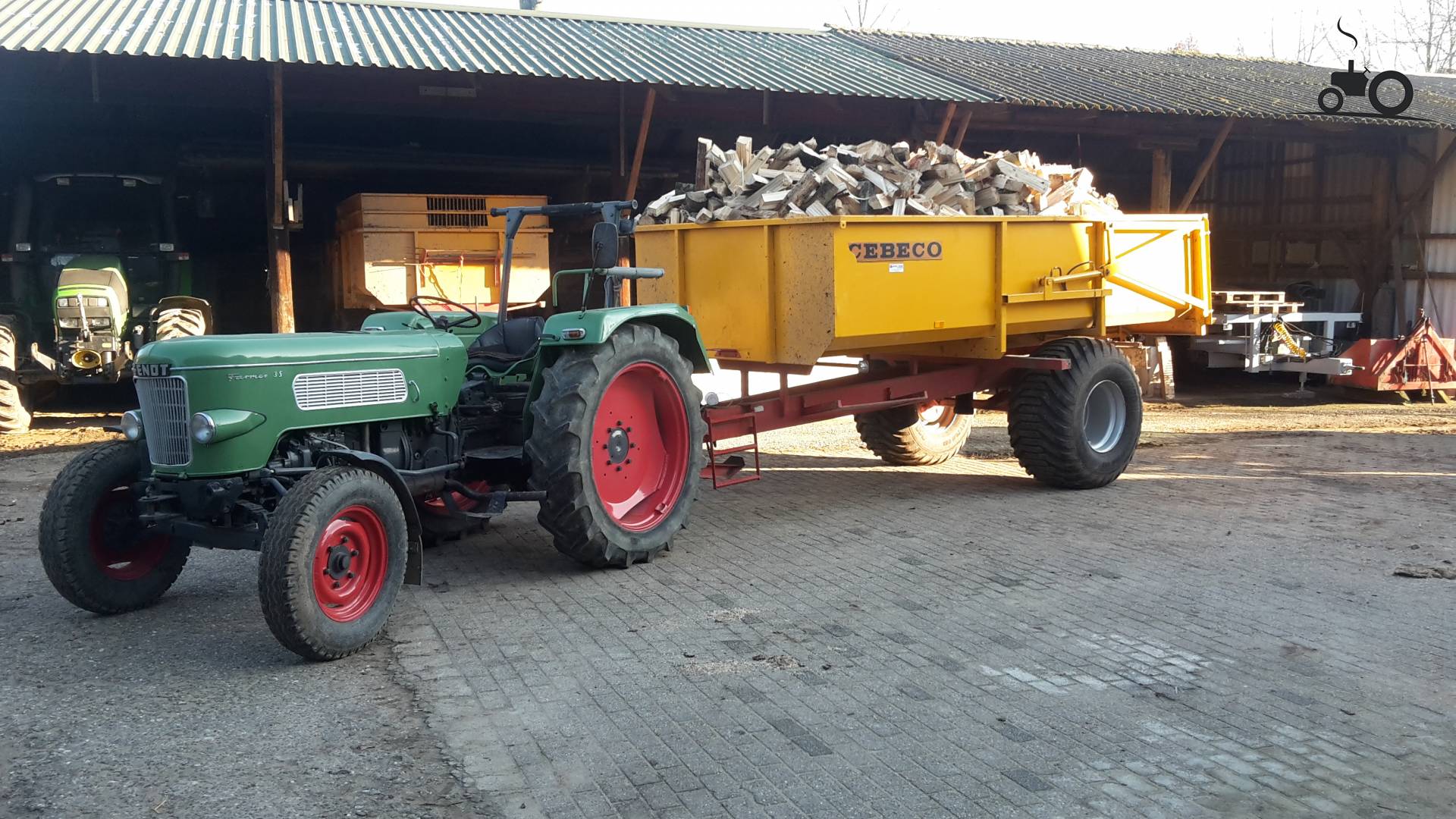 Foto Fendt Farmer 3 S 1328372 8077