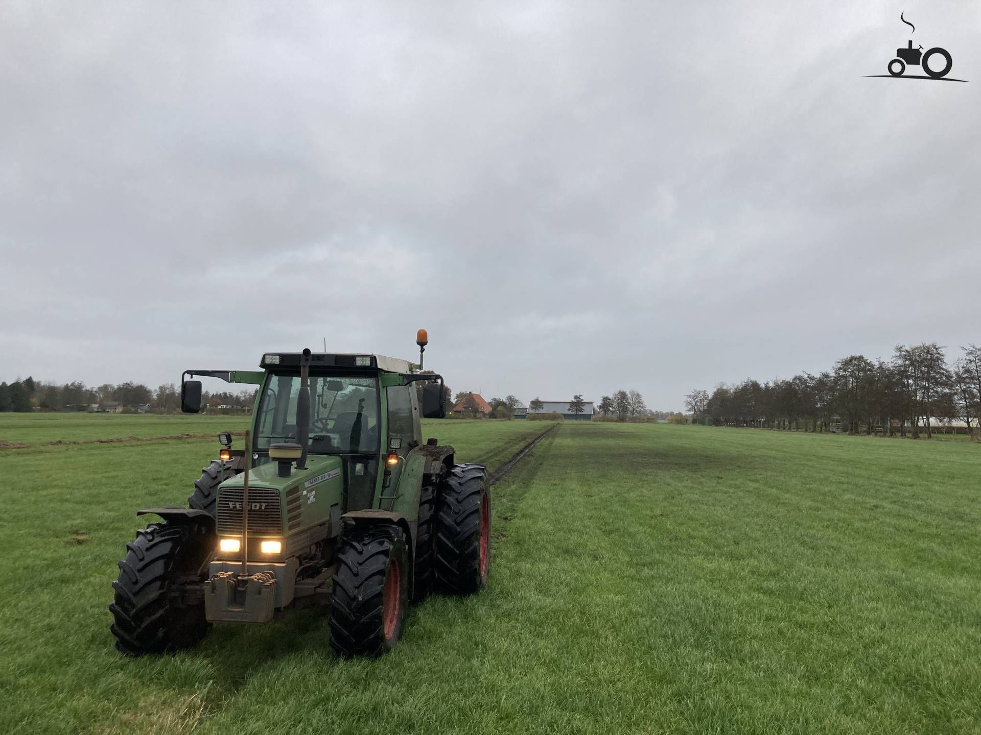foto-fendt-308-90-1447104
