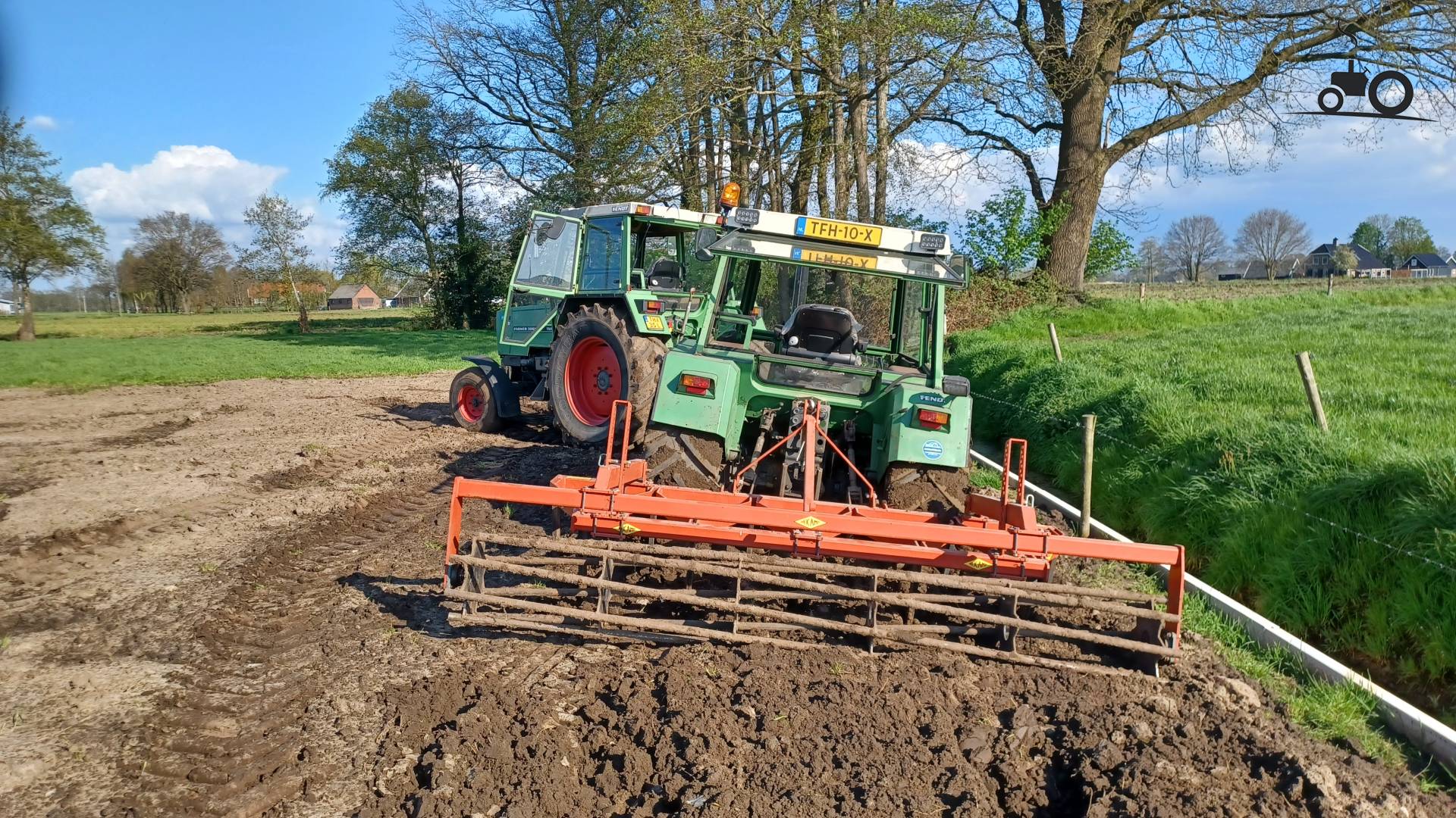 foto-fendt-305-ls-1516878