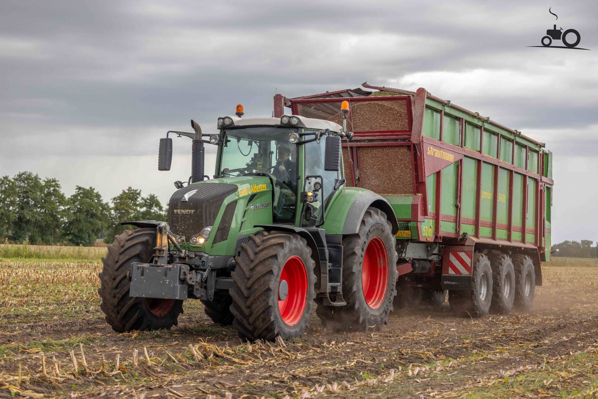 Foto Fendt 828 #1635103