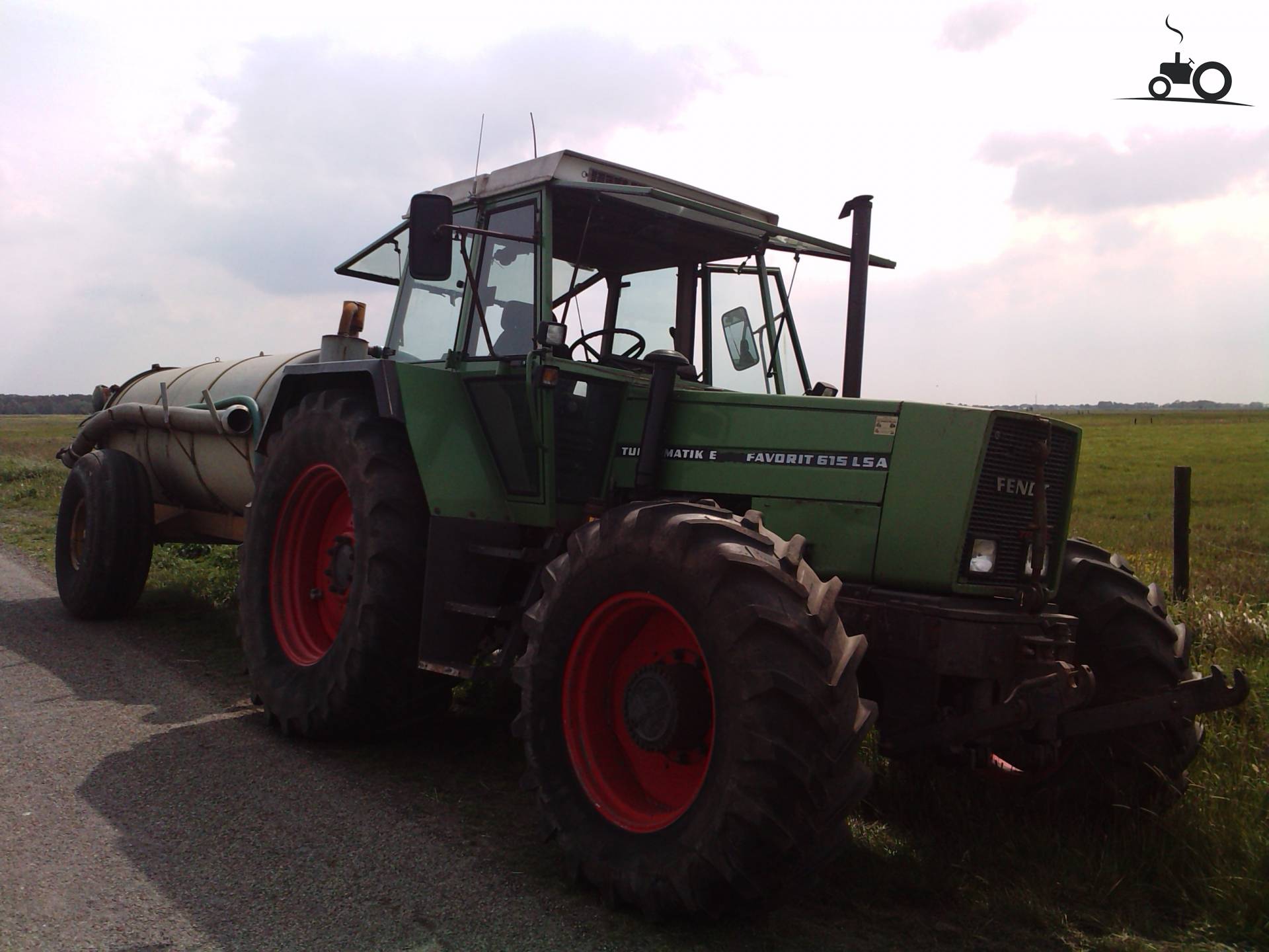 Foto Fendt 615 #488602