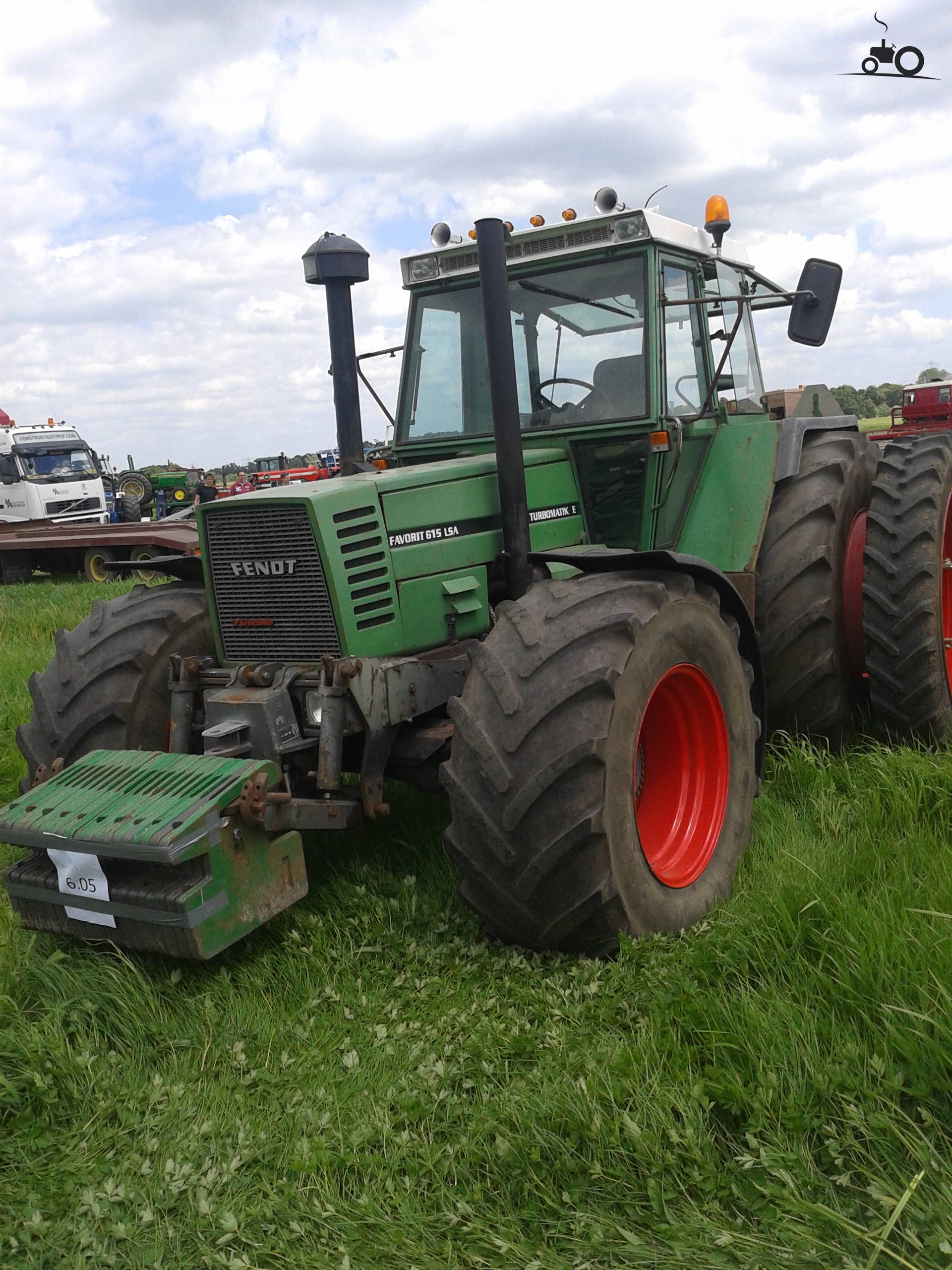 Foto Fendt 615 #695880