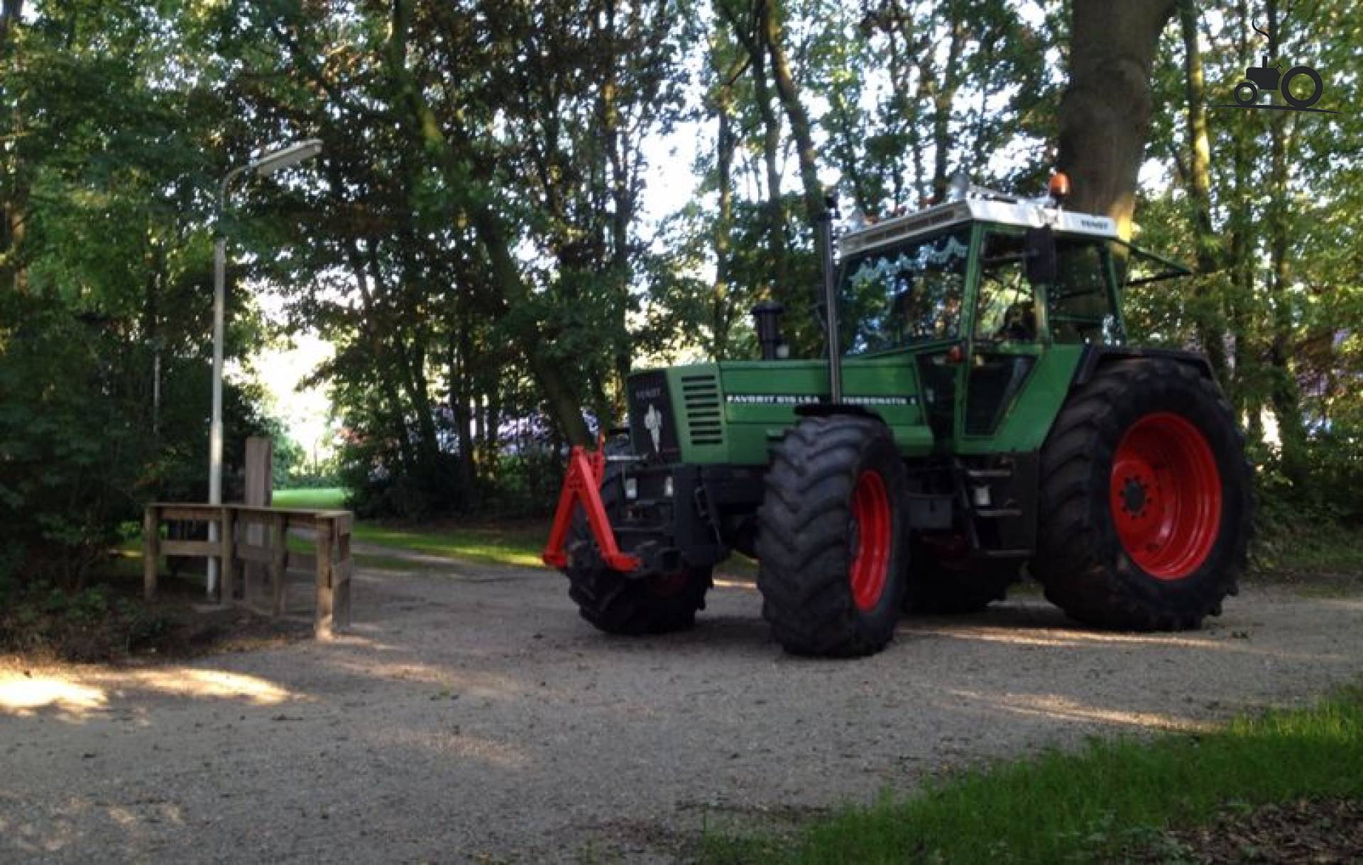 Foto Fendt 615 #866781