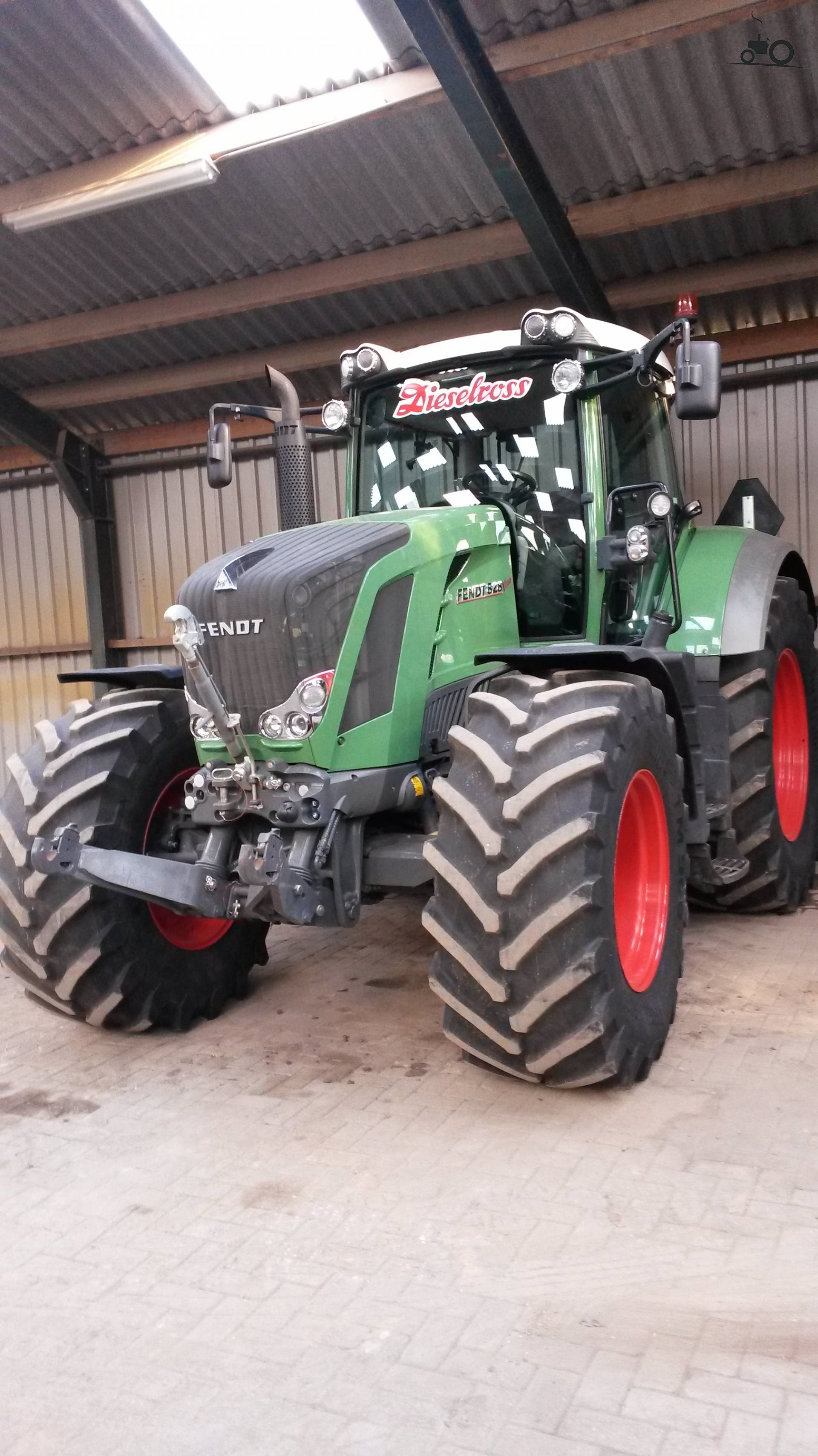 Foto Fendt 828 #932279