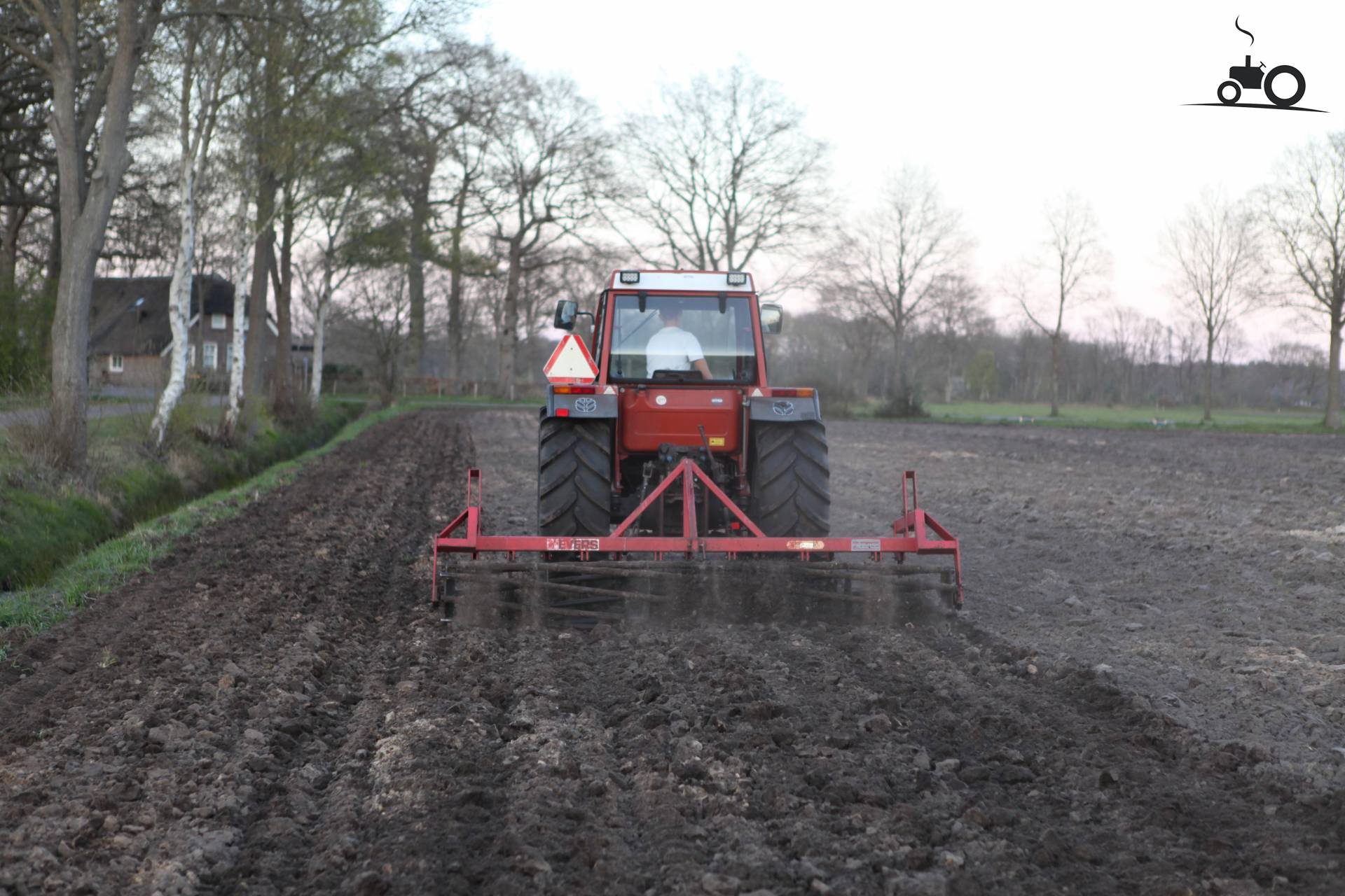 fiat-60-88-fiche-technique-fiatagri-65-88-70-88-80-88-fiche