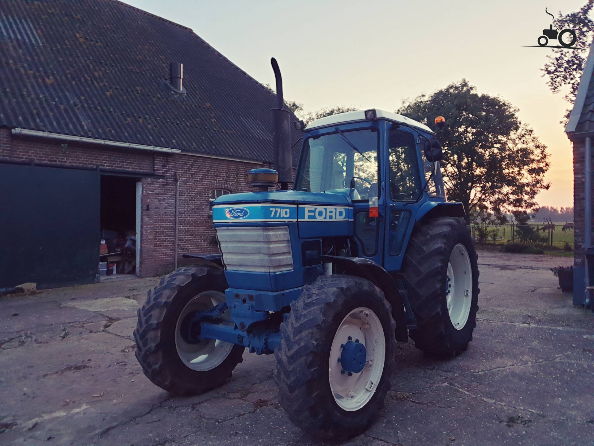 Foto Ford 7710 #1452220