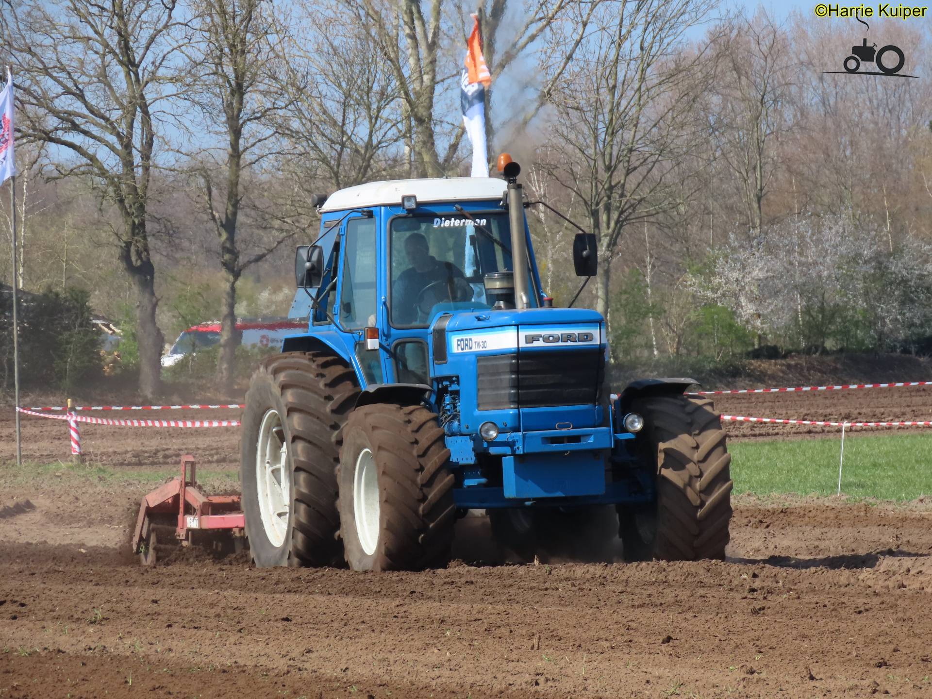Foto Ford TW 30 #1467398