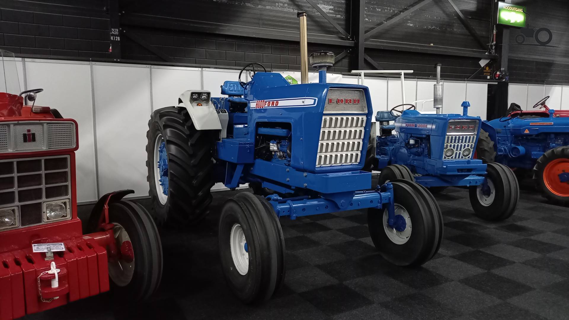 Ford 8000 - Latest Updates, Photos & Videos - Page 1