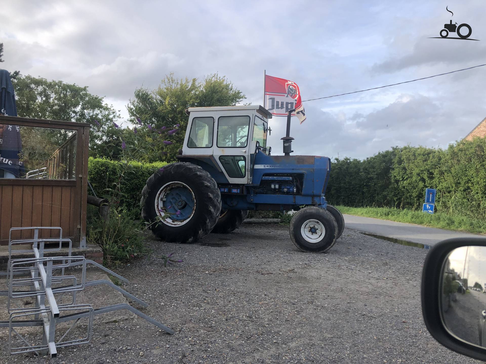 Ford 8000 - Laatste Updates, Foto's & Video's - Pagina 1