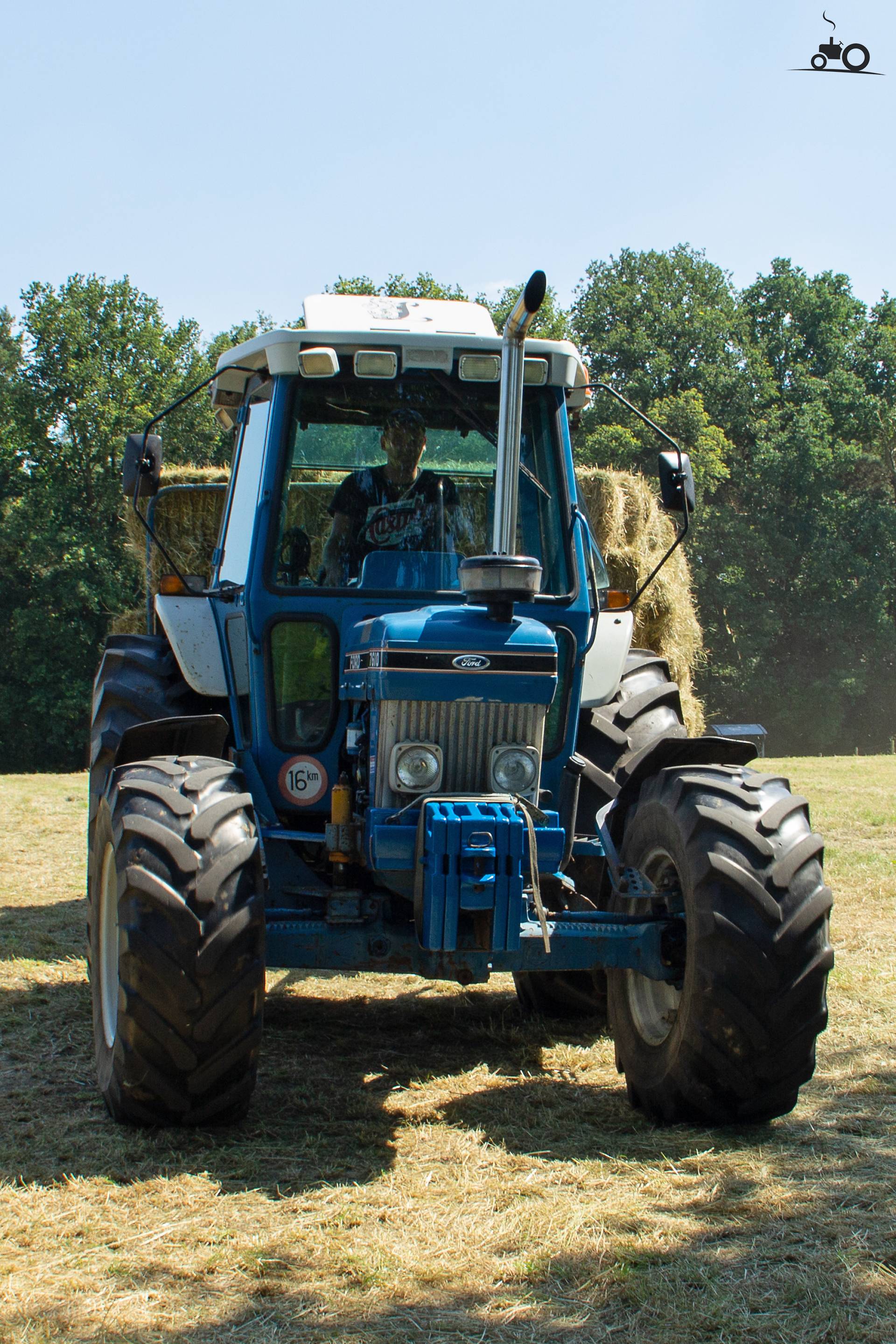 Ford 7610