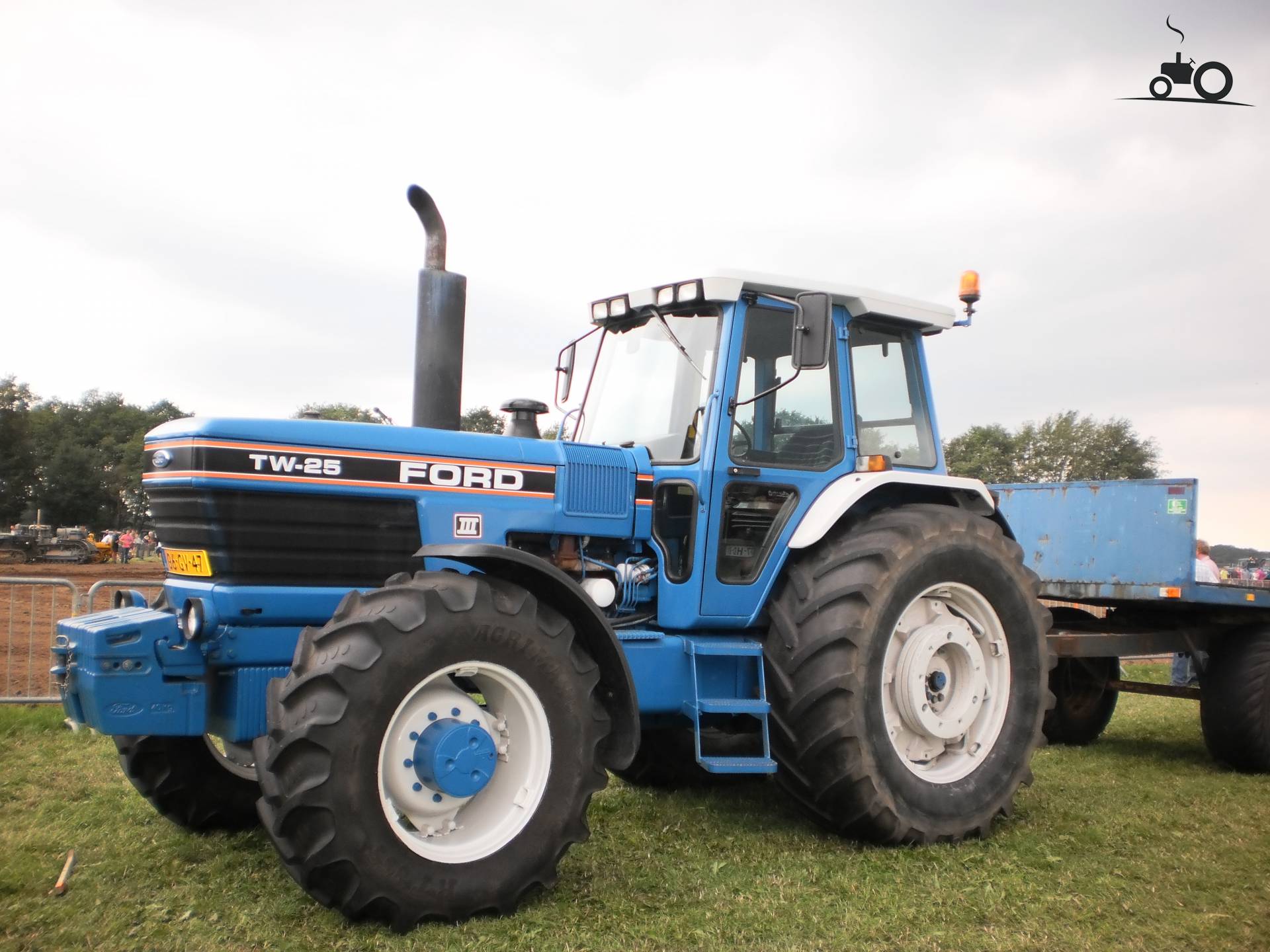 Ford TW 25 #384737