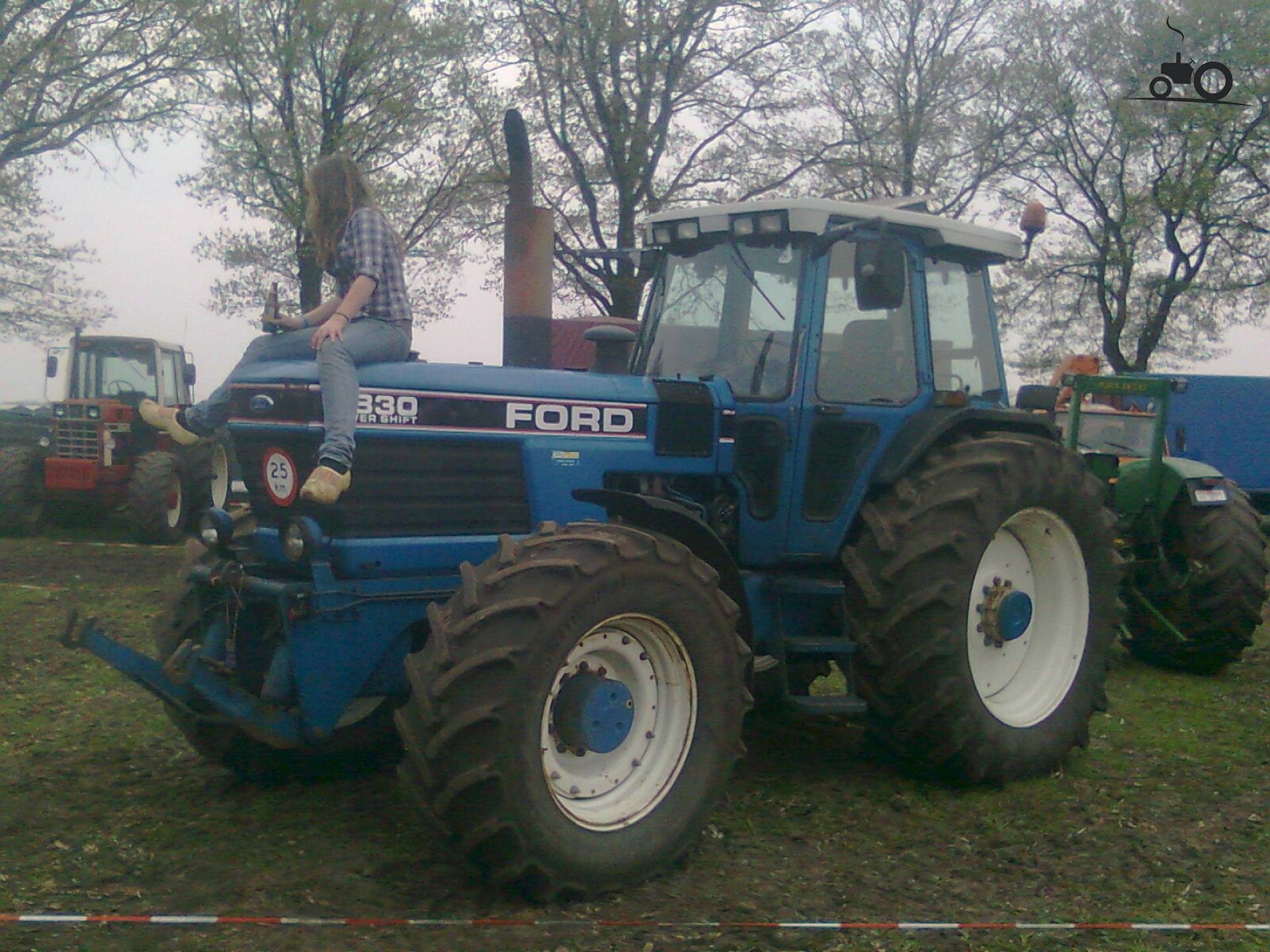 Izatrips ford lady
