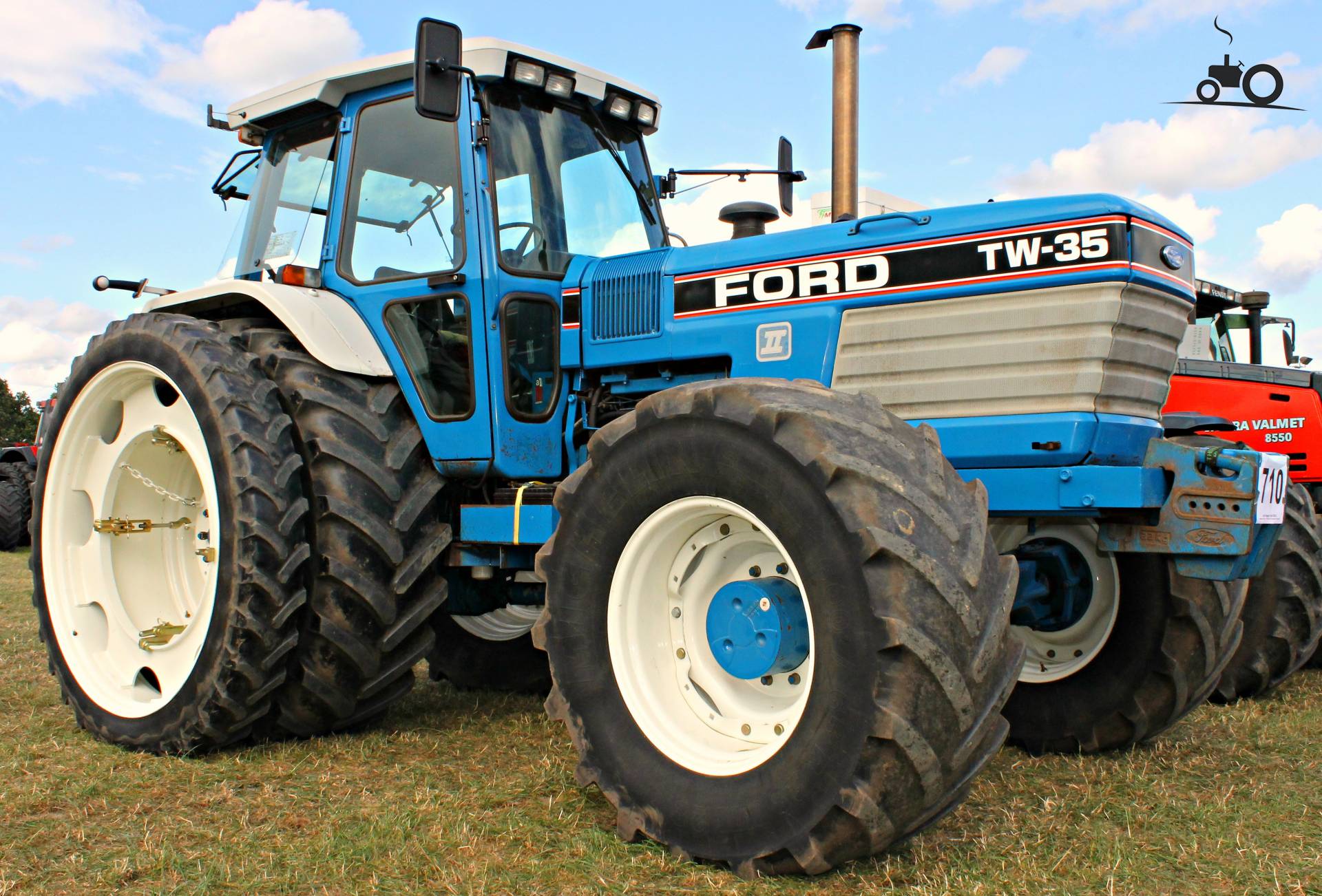 Foto Ford TW 35 #678423