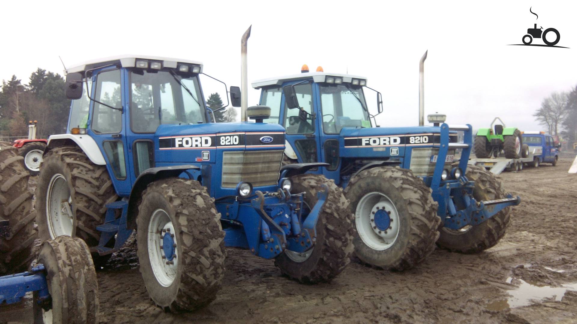 Foto Ford 8210 #888887