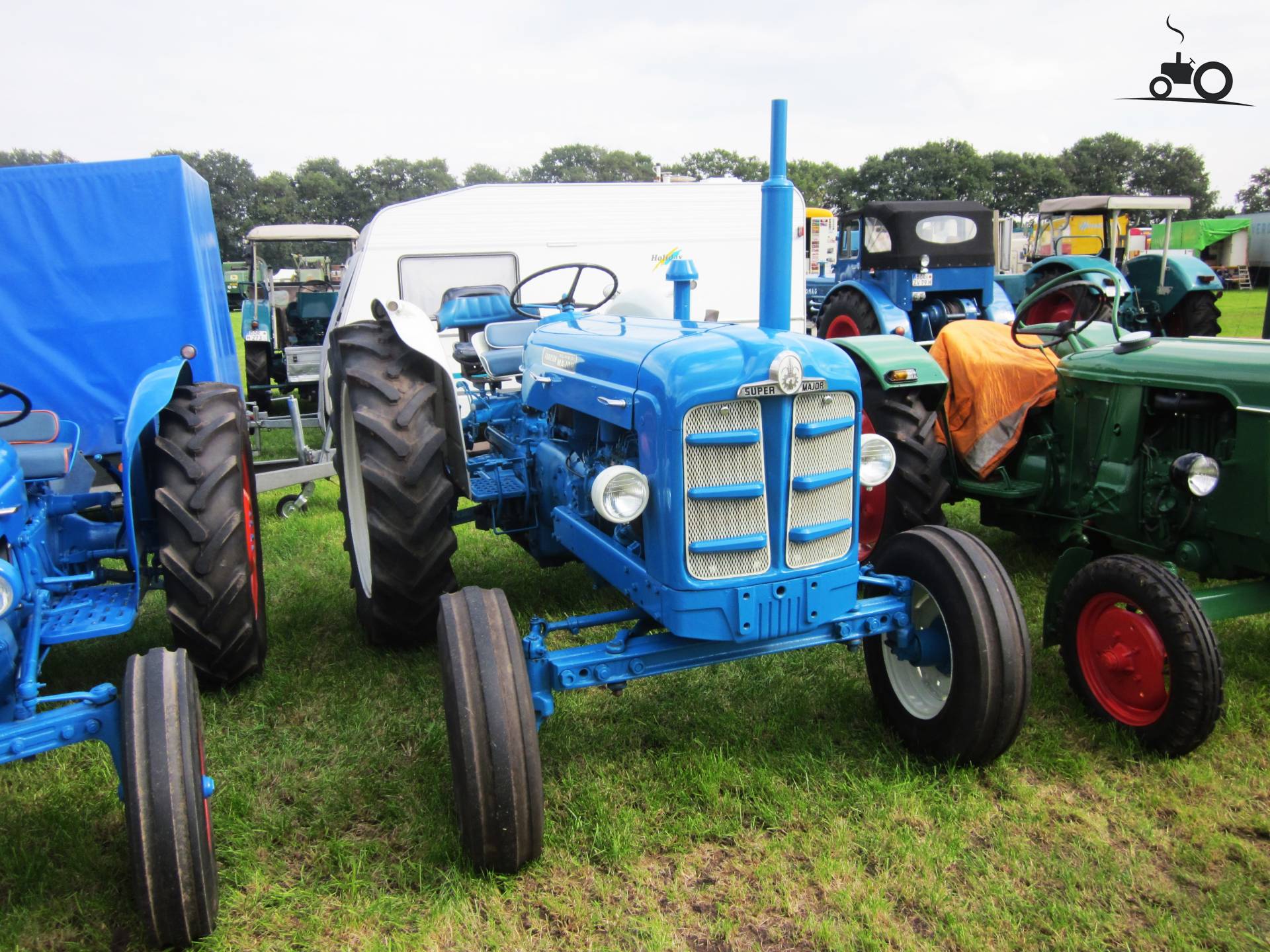 Fordson Super Major United Kingdom Tractor picture 1206071 Fordson Super Major United Kingdom Tractor picture 1206071