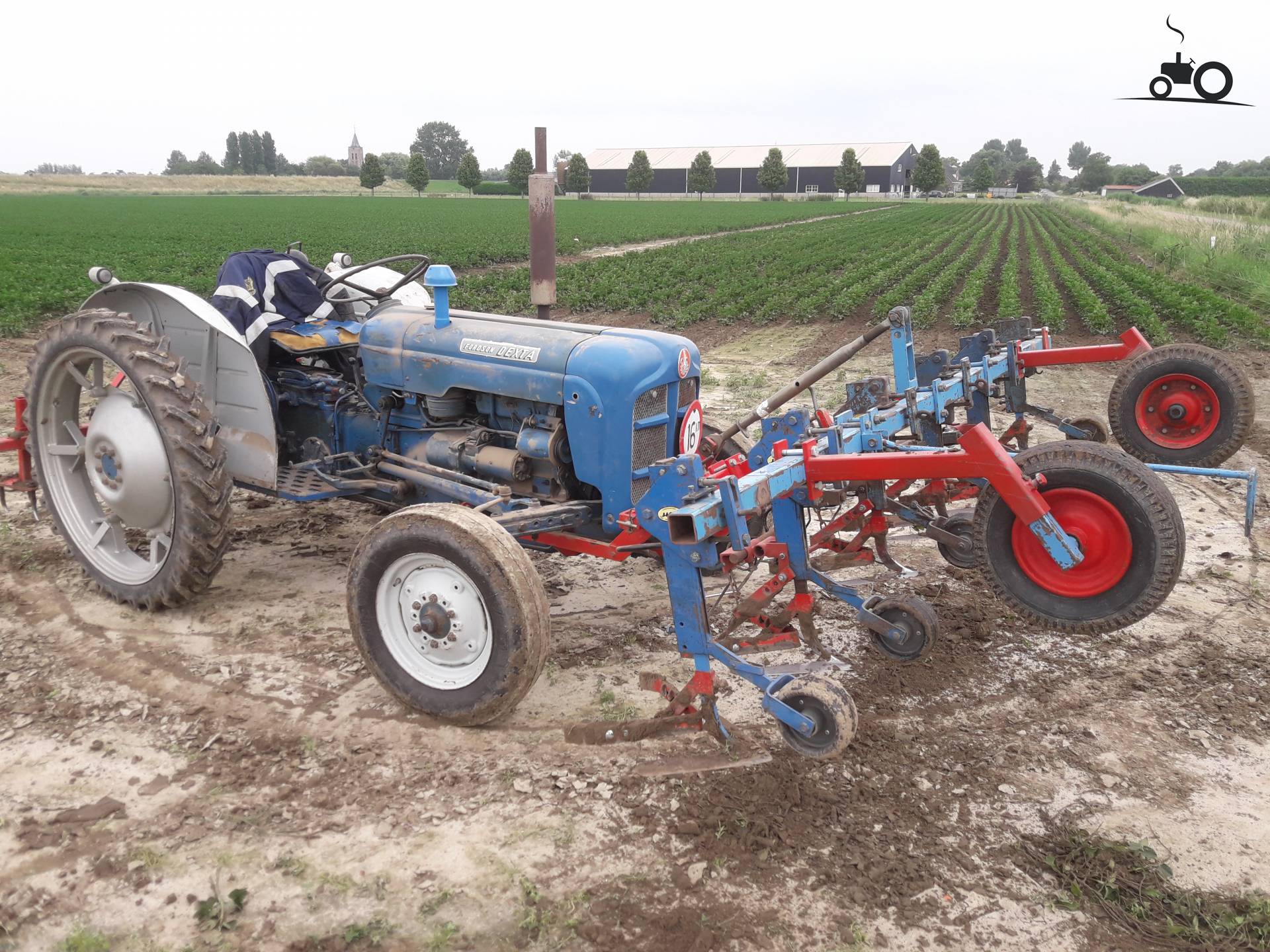 Club Fordson Dexta - Fiche technique, Photos, Avis & Forum