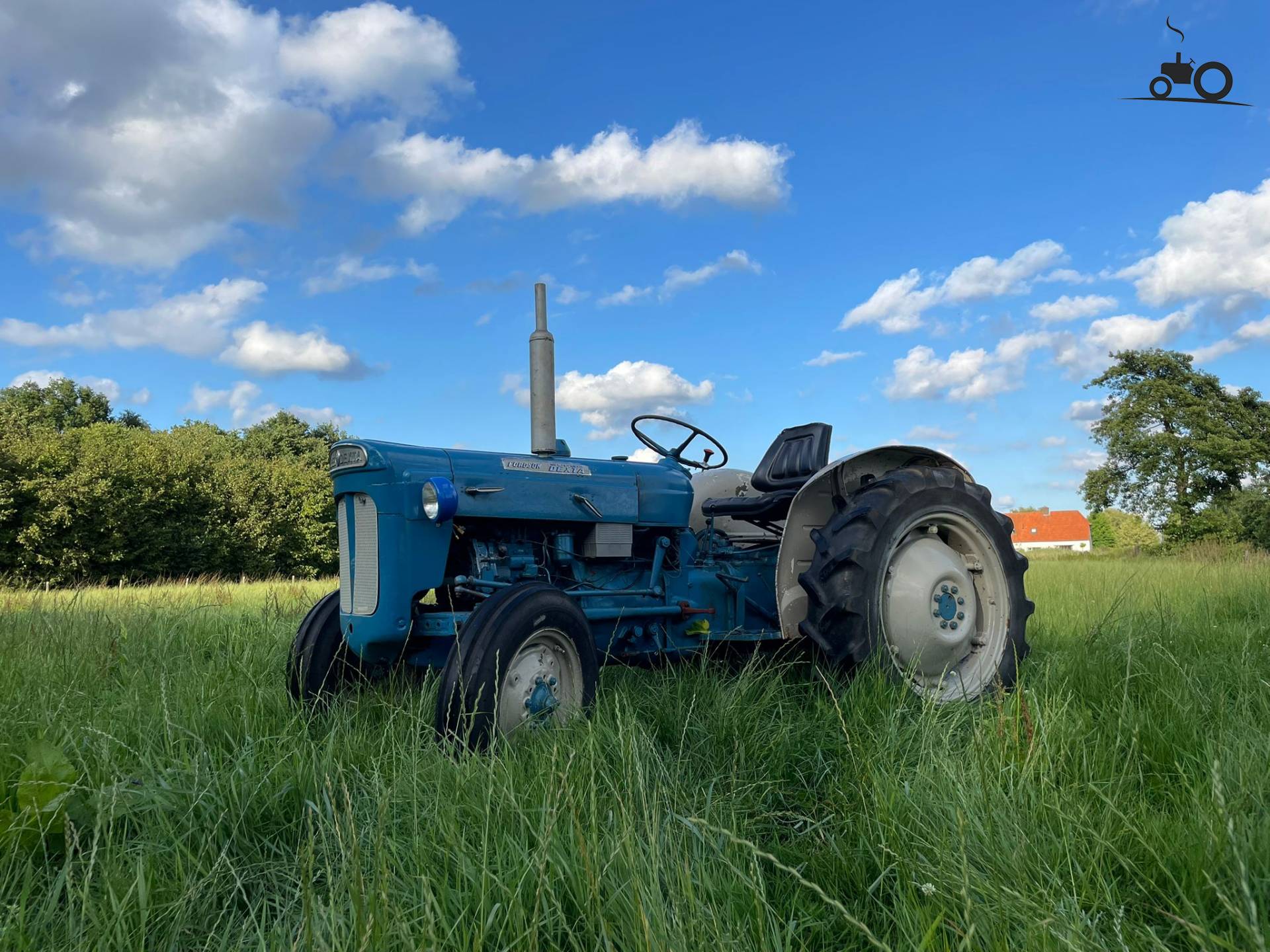 Fordson Super Dexta Fan Club - Specs, Photos, Reviews & Forum