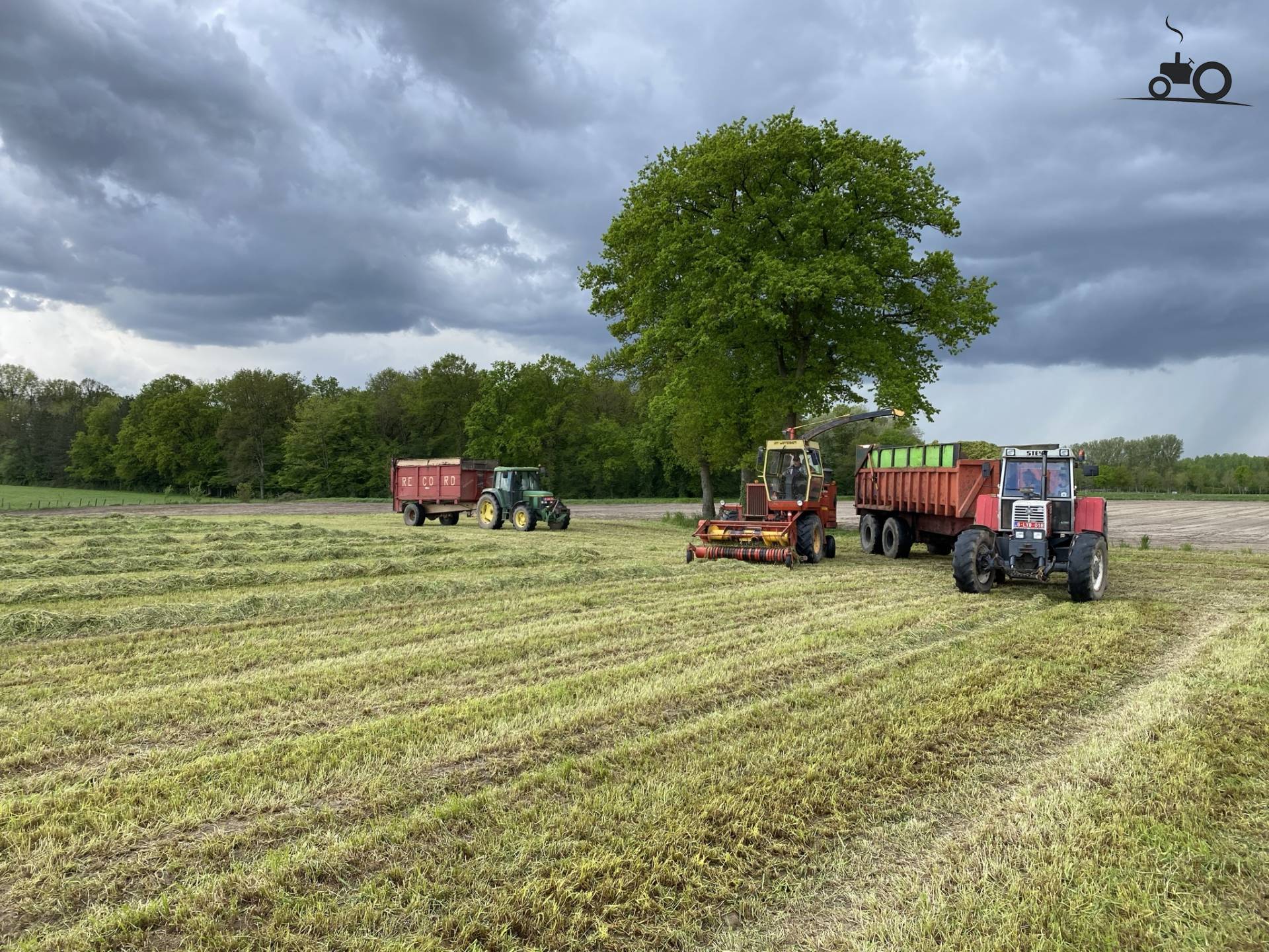 Fox - TractorFan NL