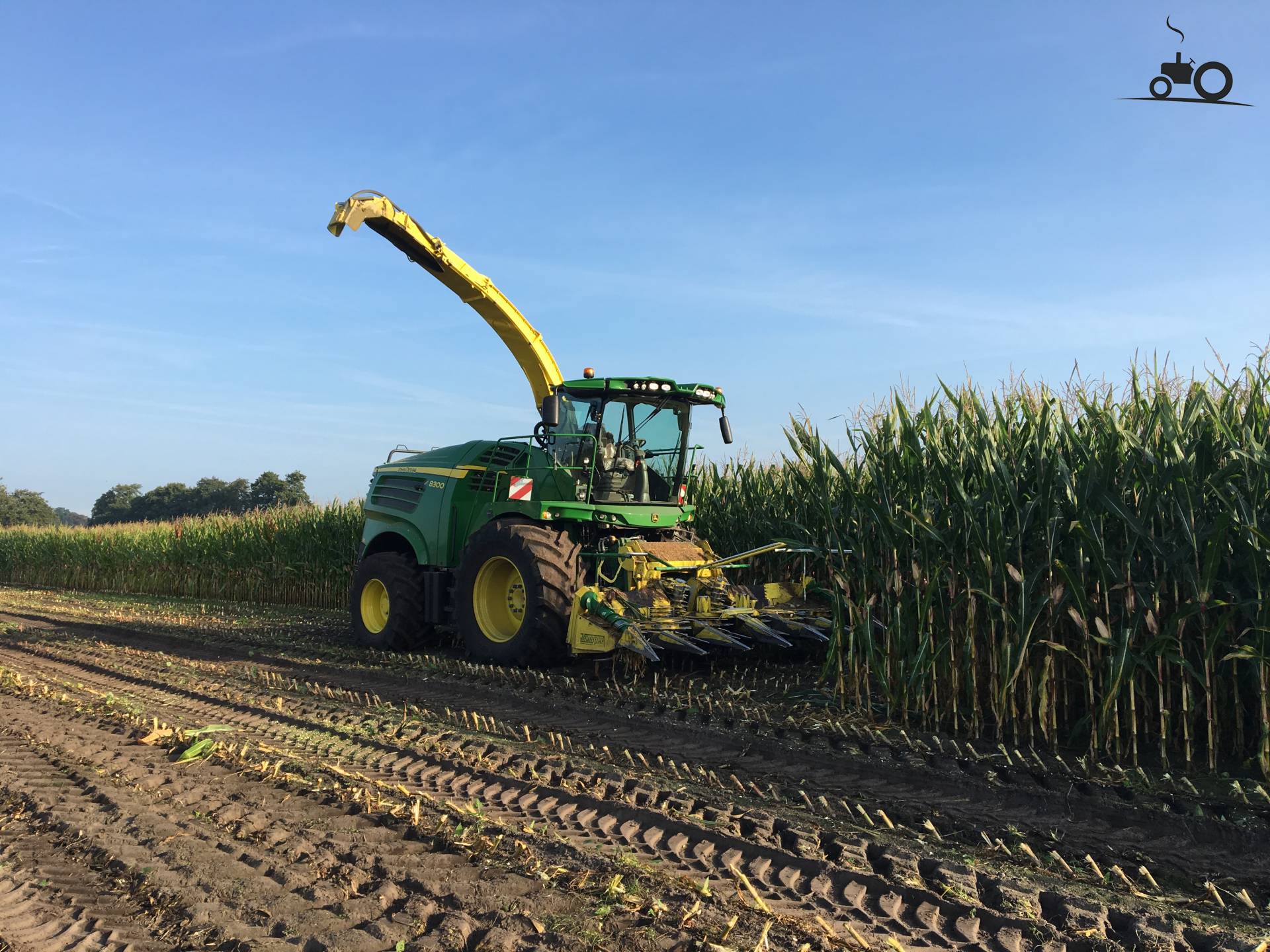 Foto John Deere 8400i Hakselaar 983481