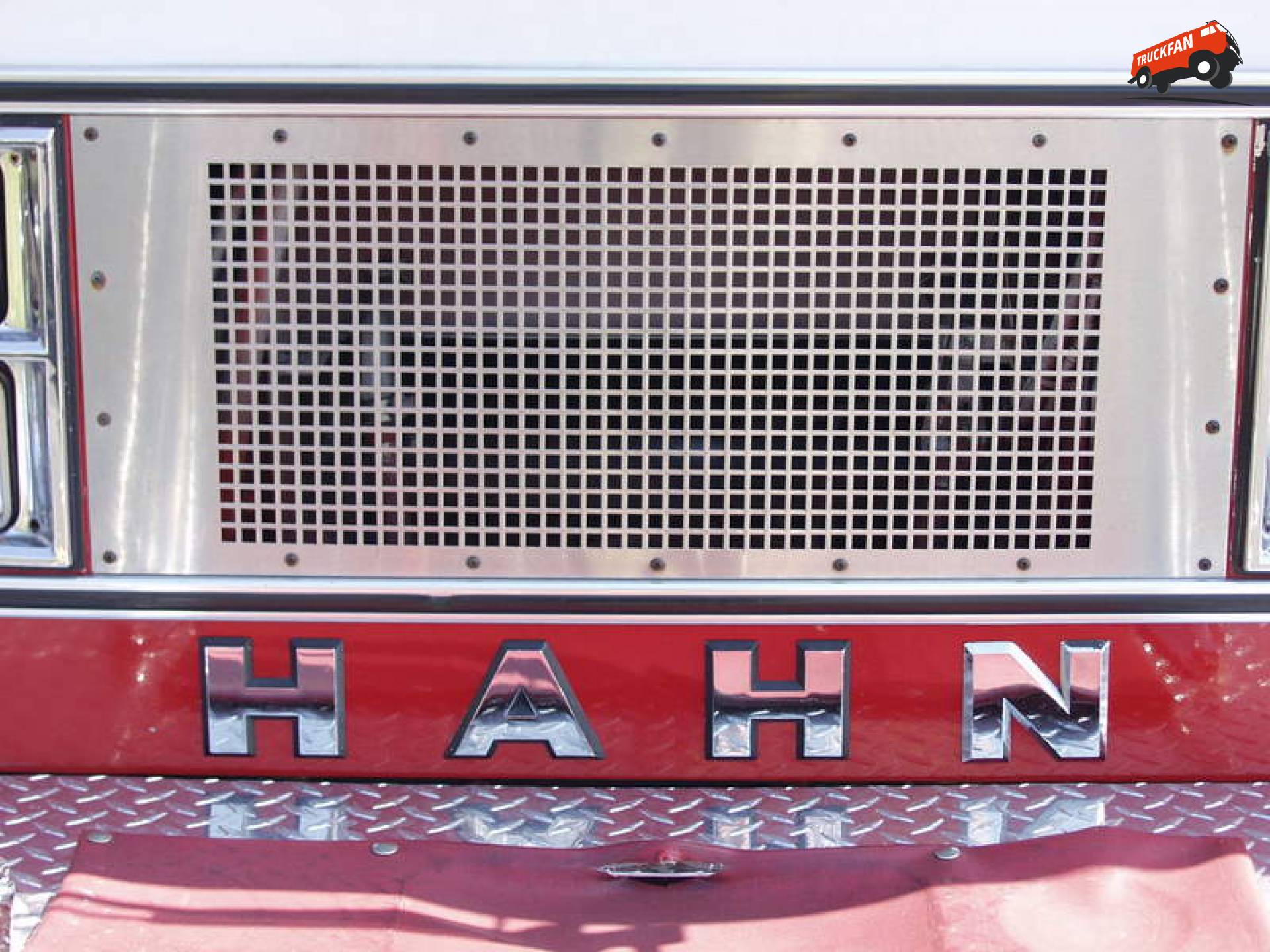 Hahn logo Fanclub - Specificaties, Foto's, Reviews & Forum