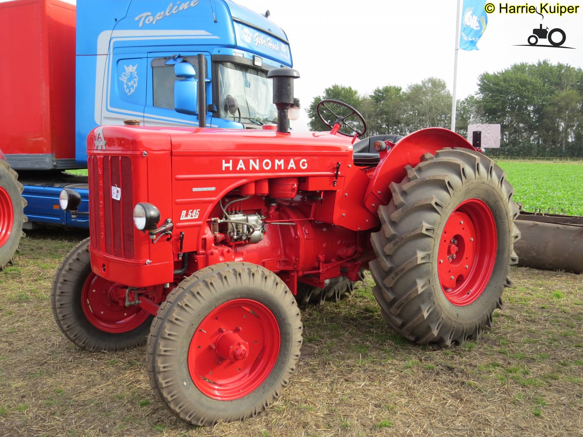 Hanomag R545