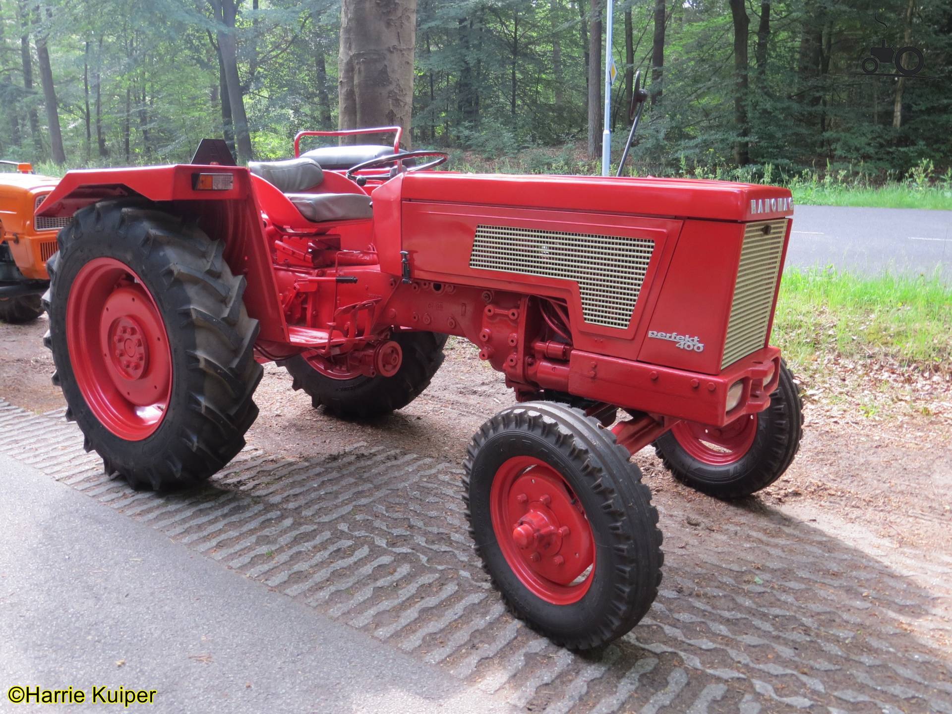 Hanomag Perfekt 400 - France - Tracteur Image #1358507