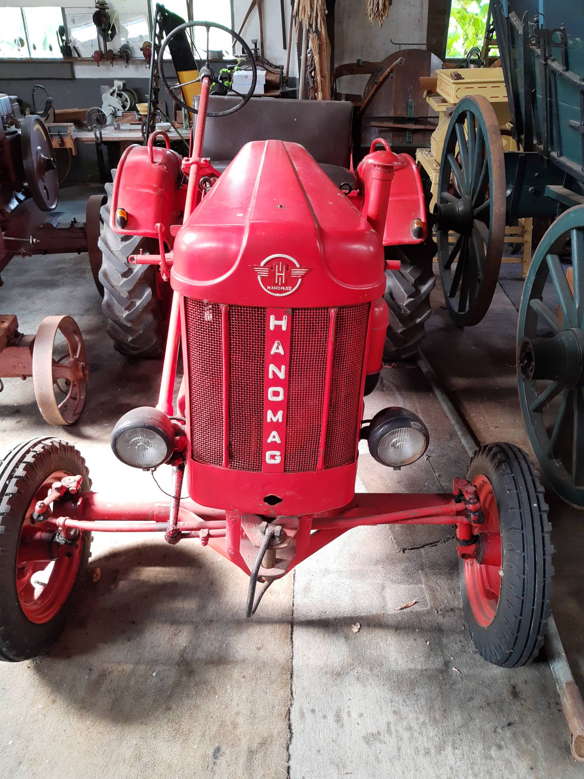 Hanomag R 12 Fanclub - Technische Daten, Fotos, Bewertungen & Forum