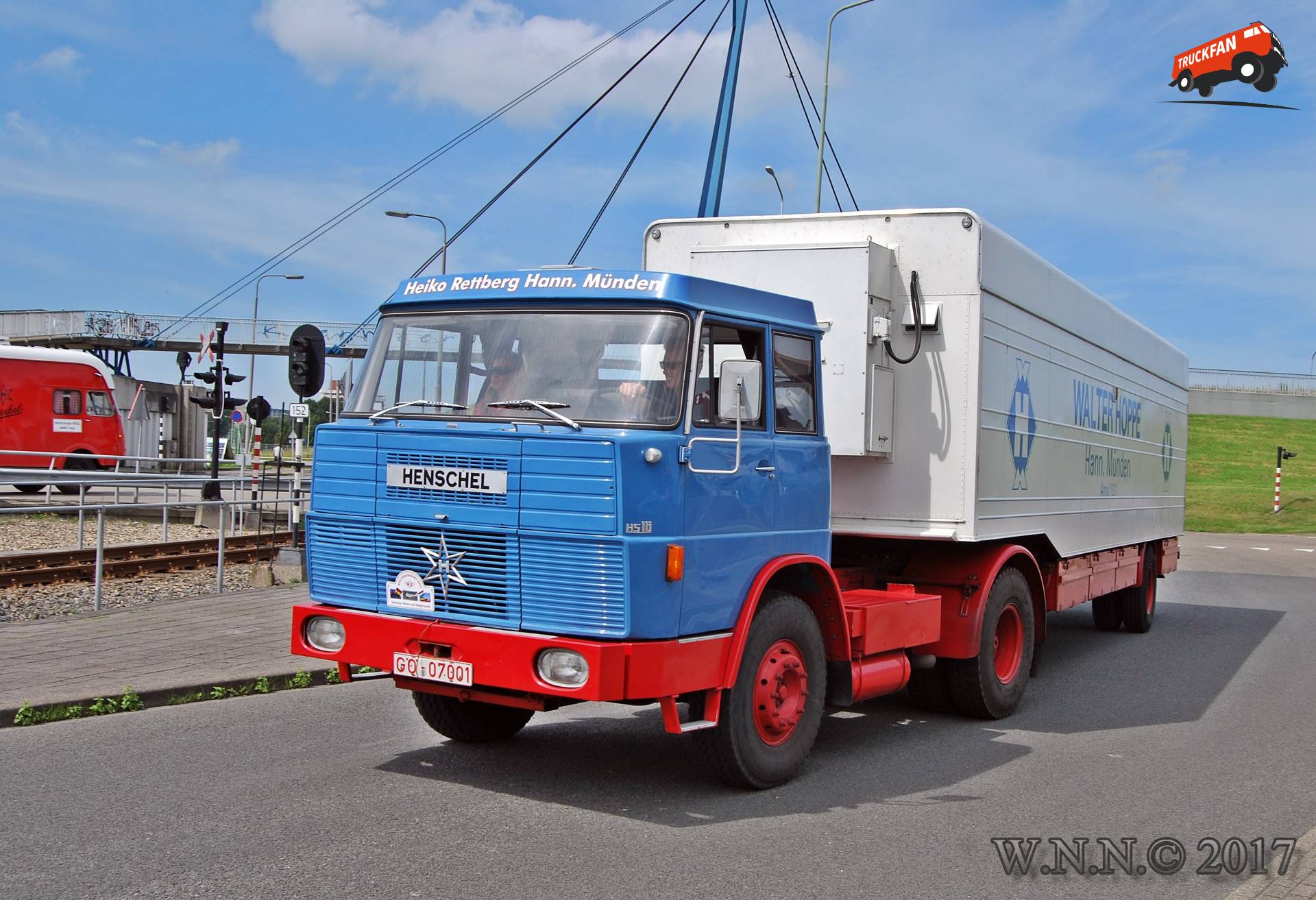 Henschel HS16 Fan Club - Specs, Photos, Reviews & Forum
