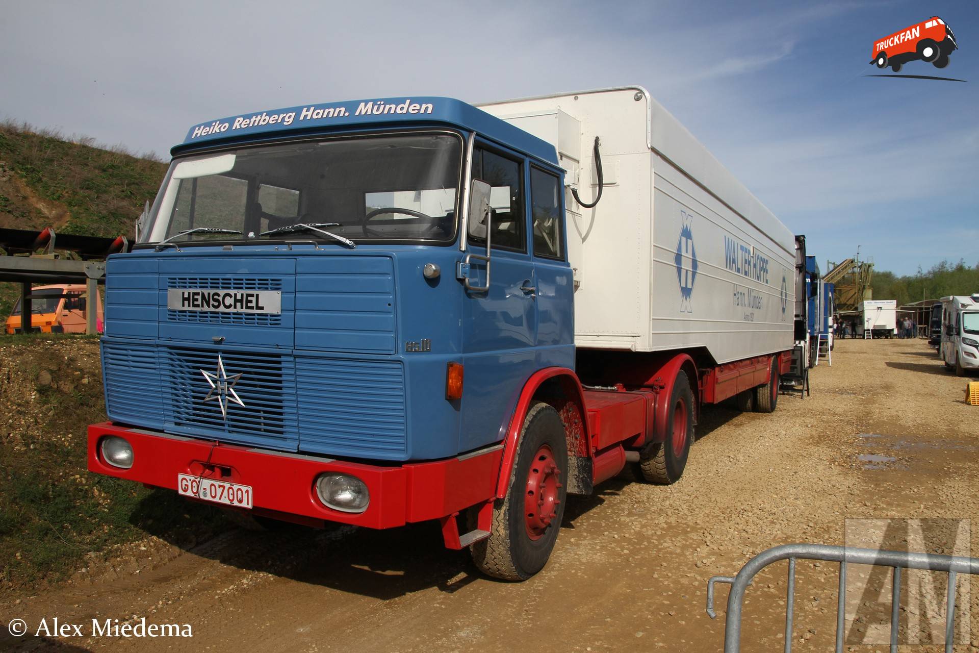 Henschel HS16 Fan Club - Specs, Photos, Reviews & Forum