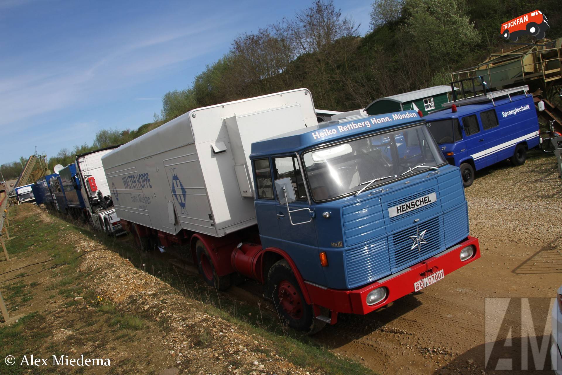 Henschel HS16 Fan Club - Specs, Photos, Reviews & Forum
