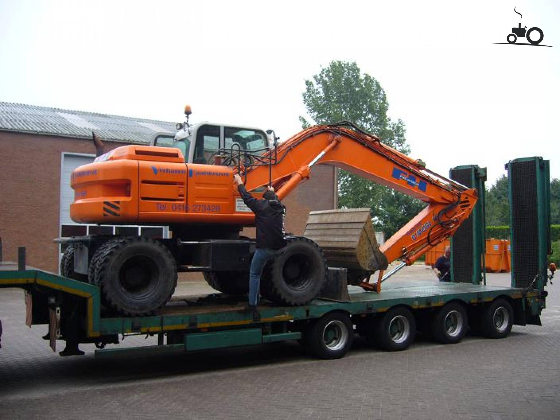 Machin Foto Hitachi 150W #113980